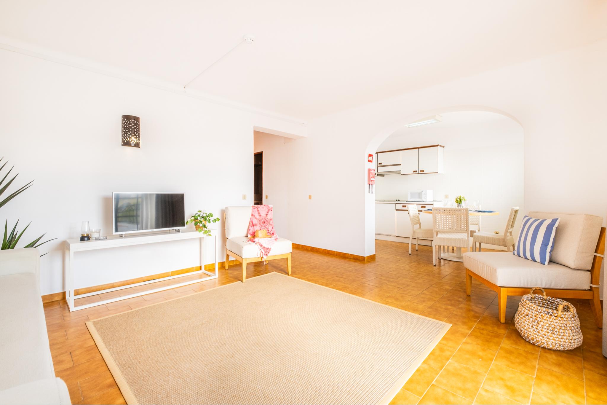 Apartment Deluxe Pool View