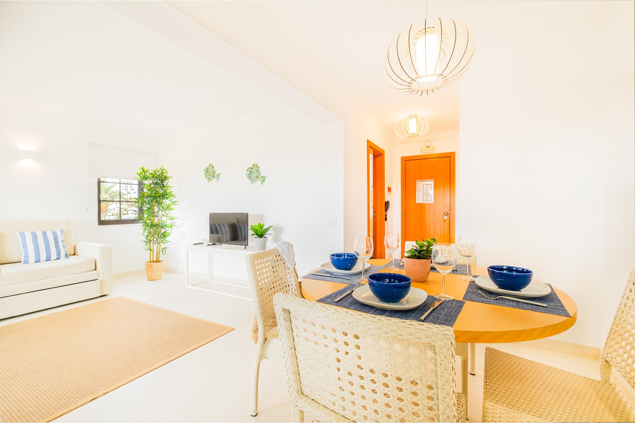 Apartment Deluxe Pool View