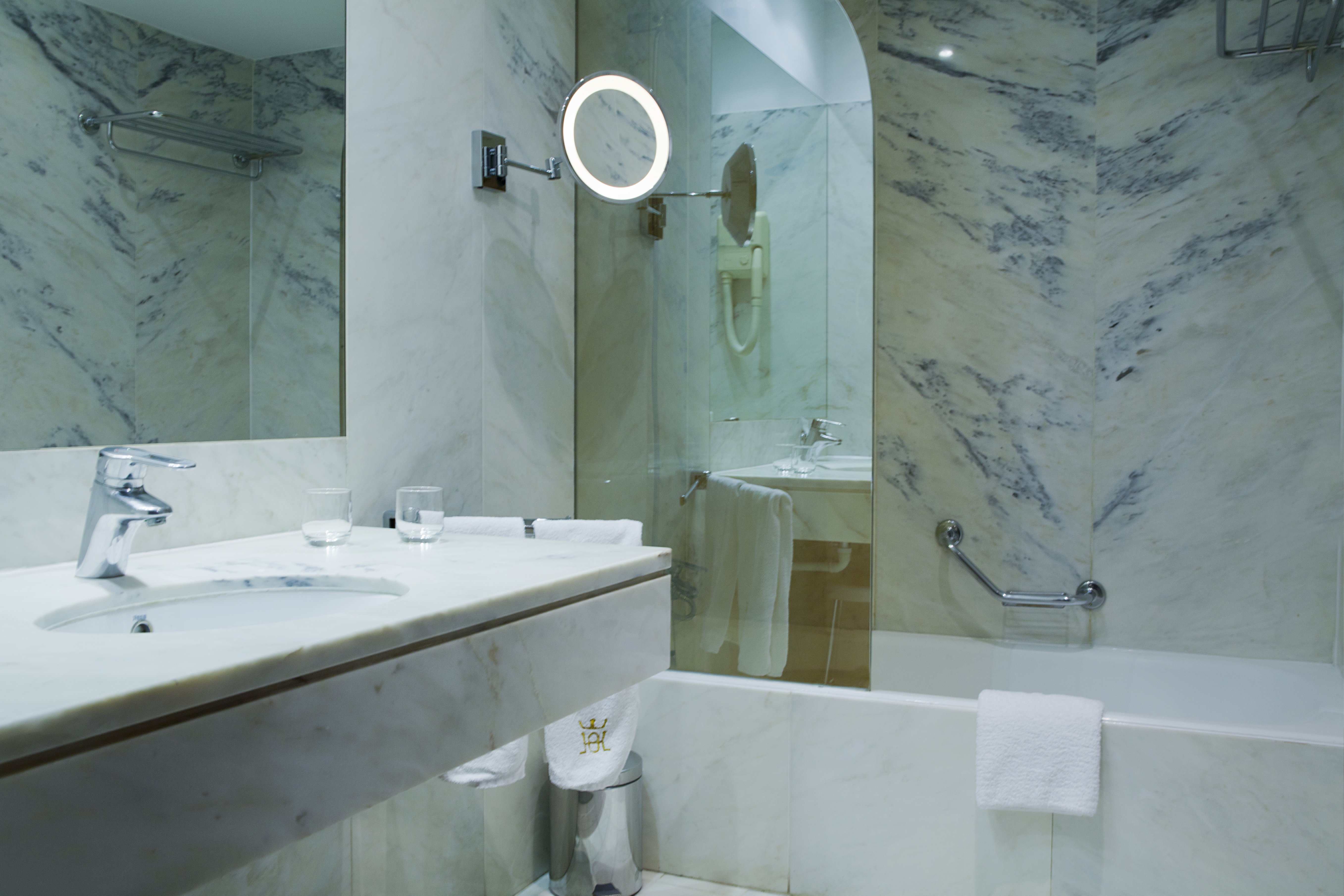 Double Single One Bed