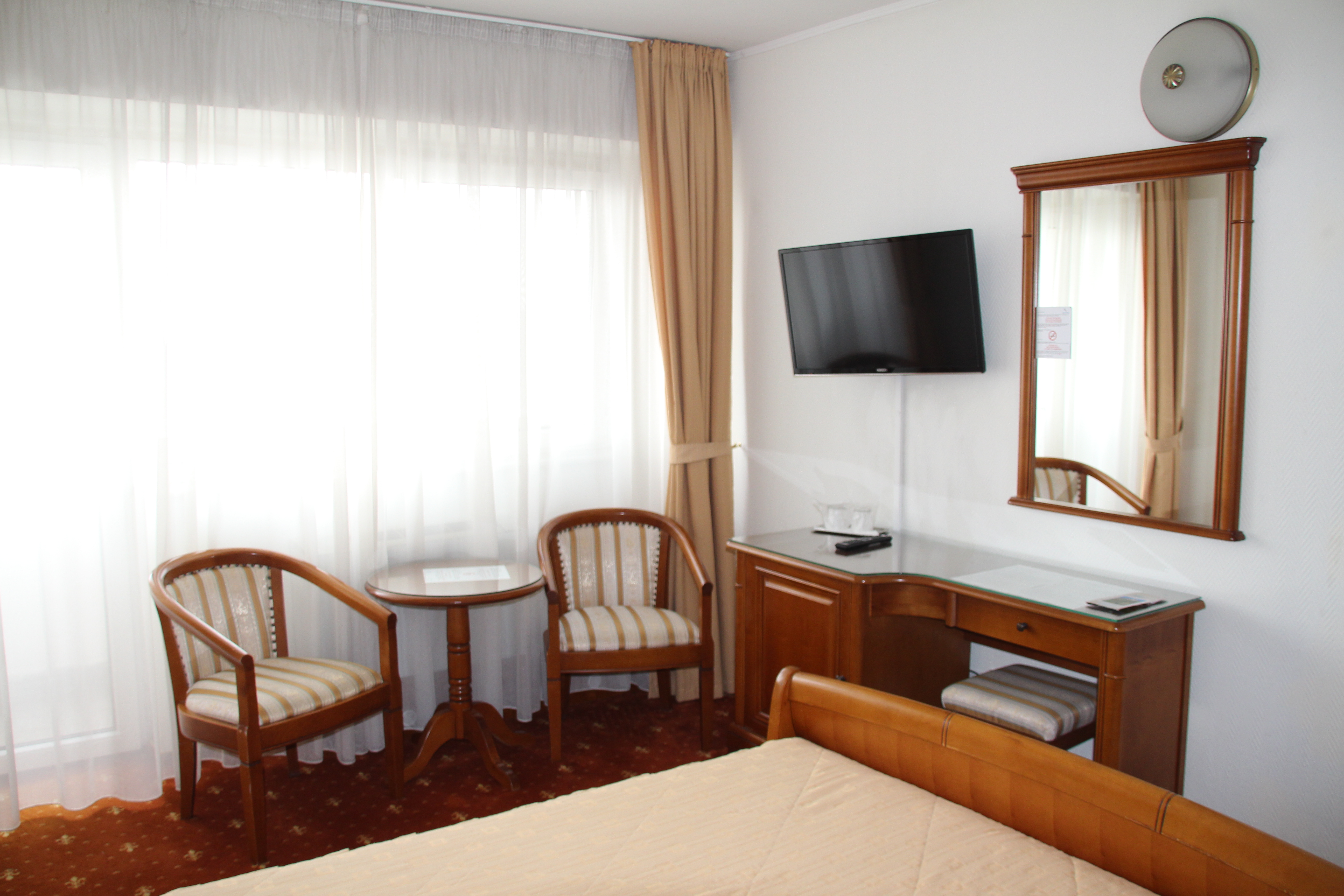 Double or Twin Standard