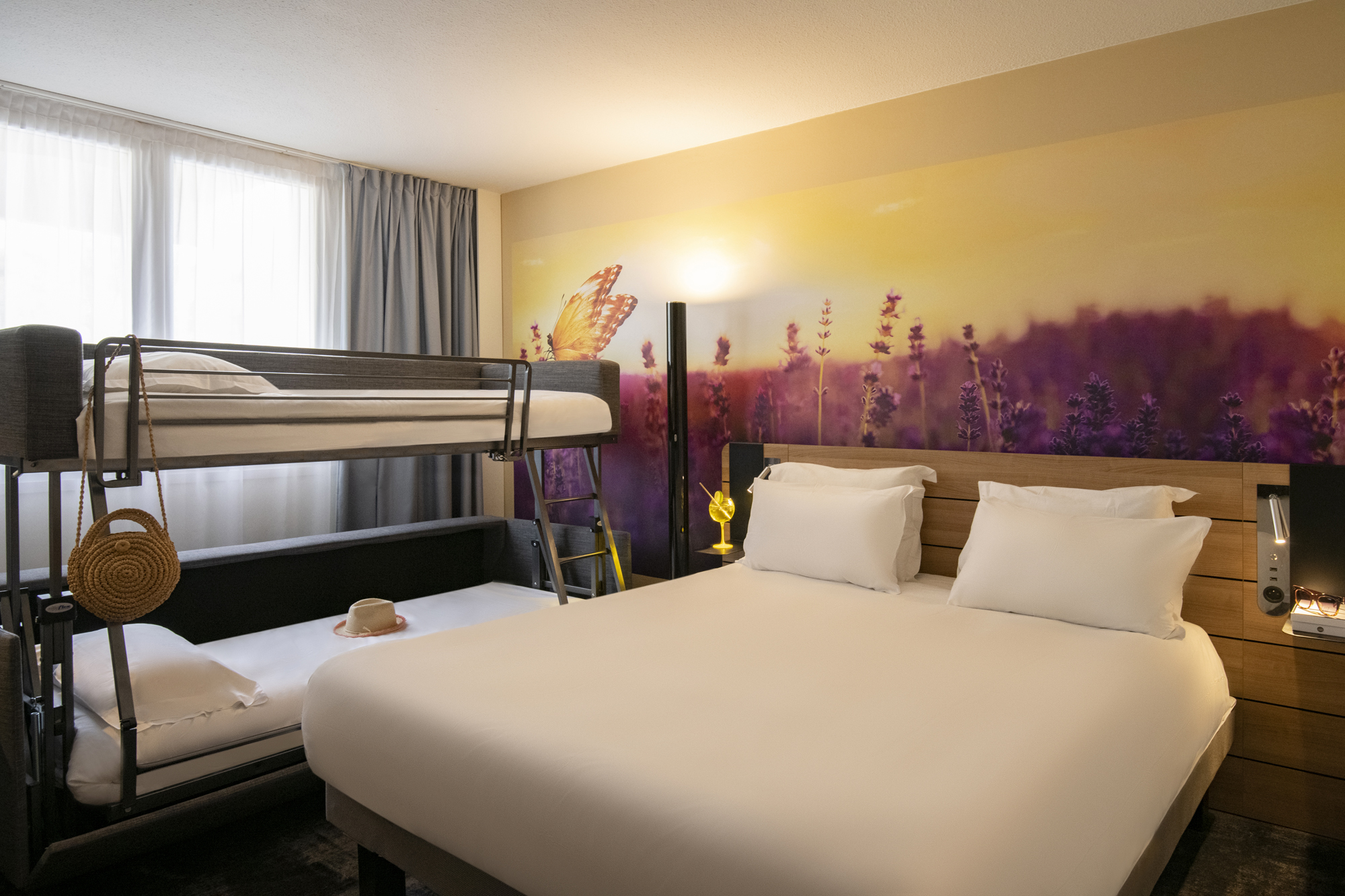 Double Classic Double Bed