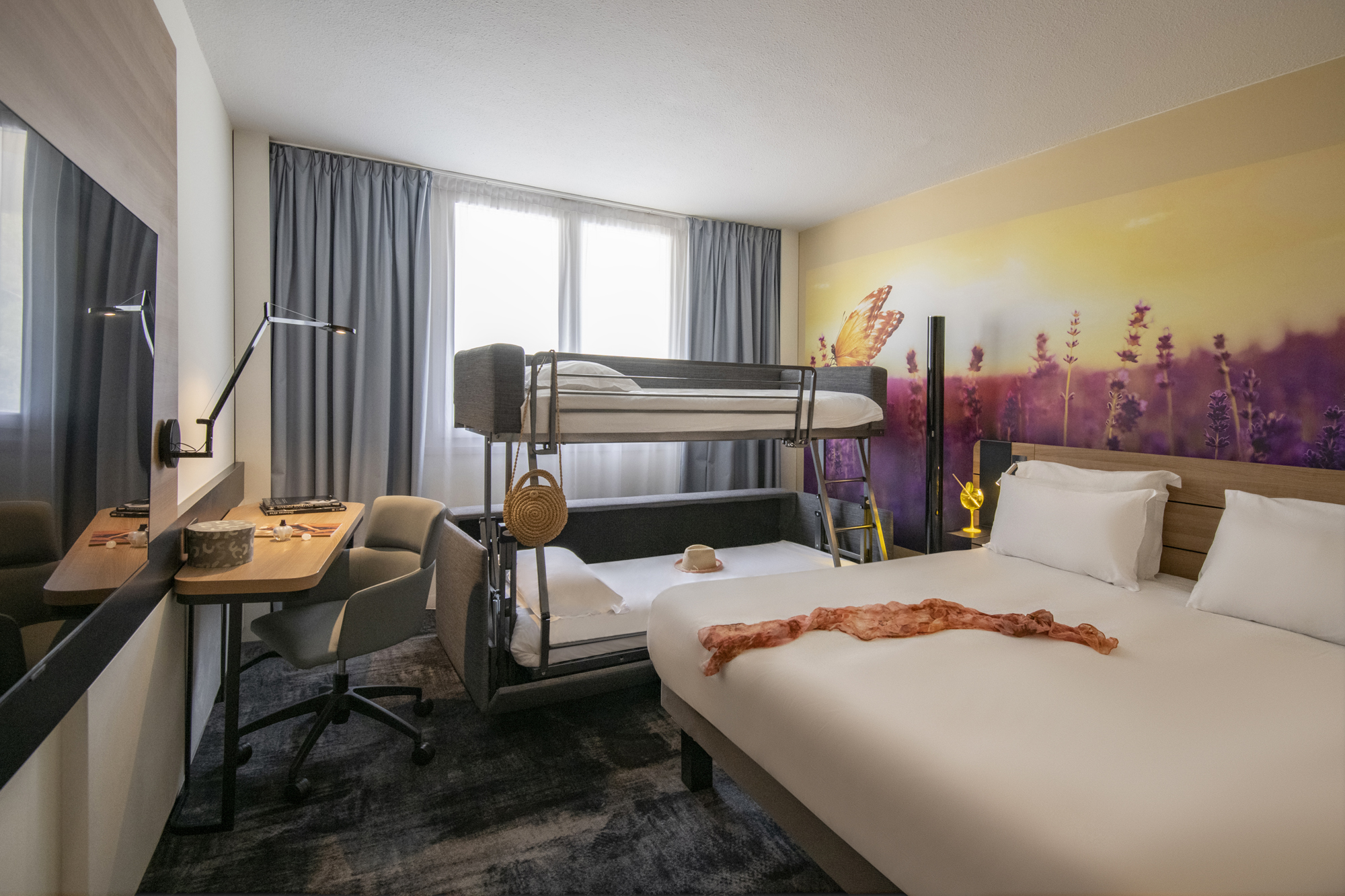 Double Classic Double Bed