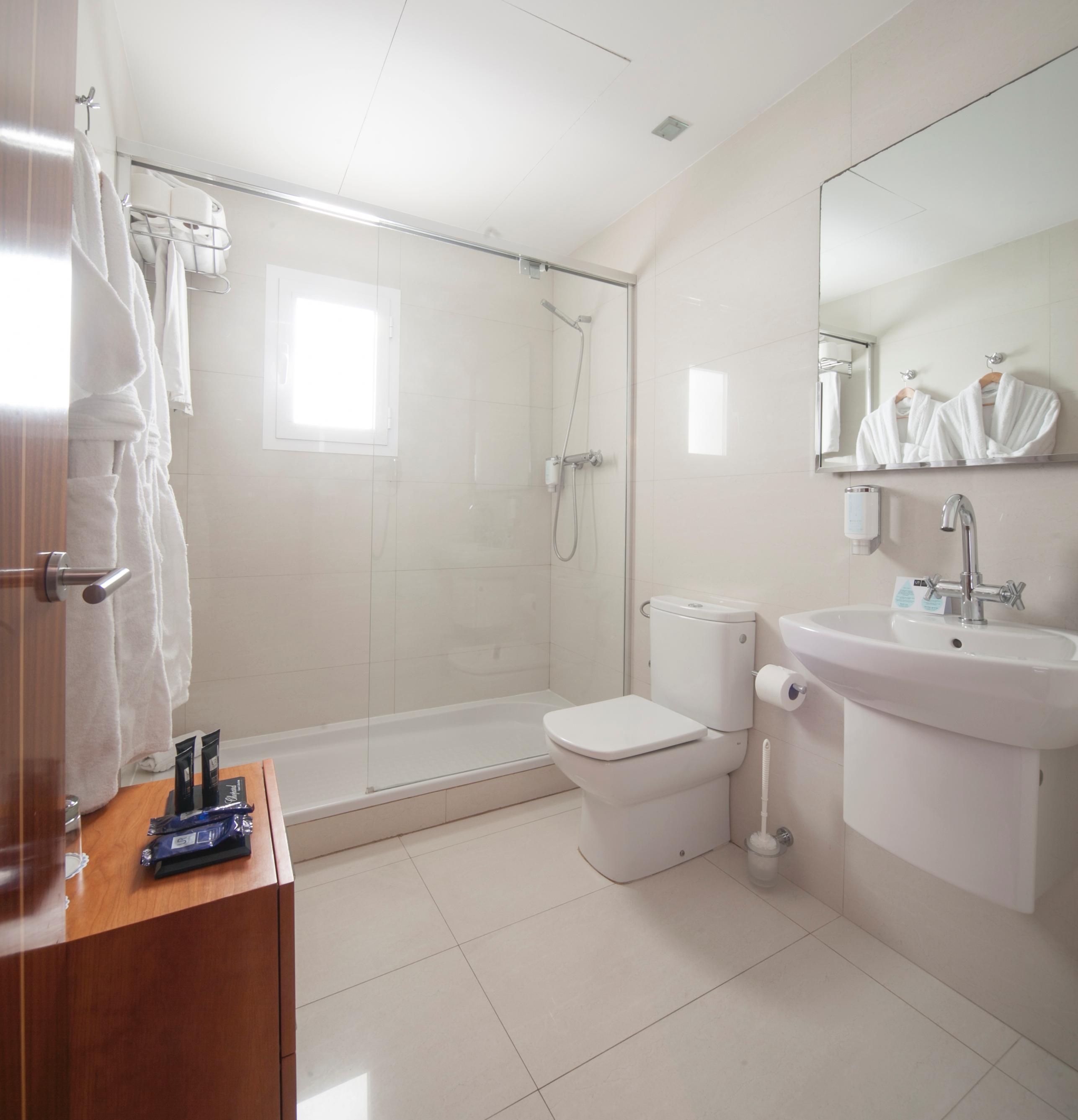 Double or Twin Sea View