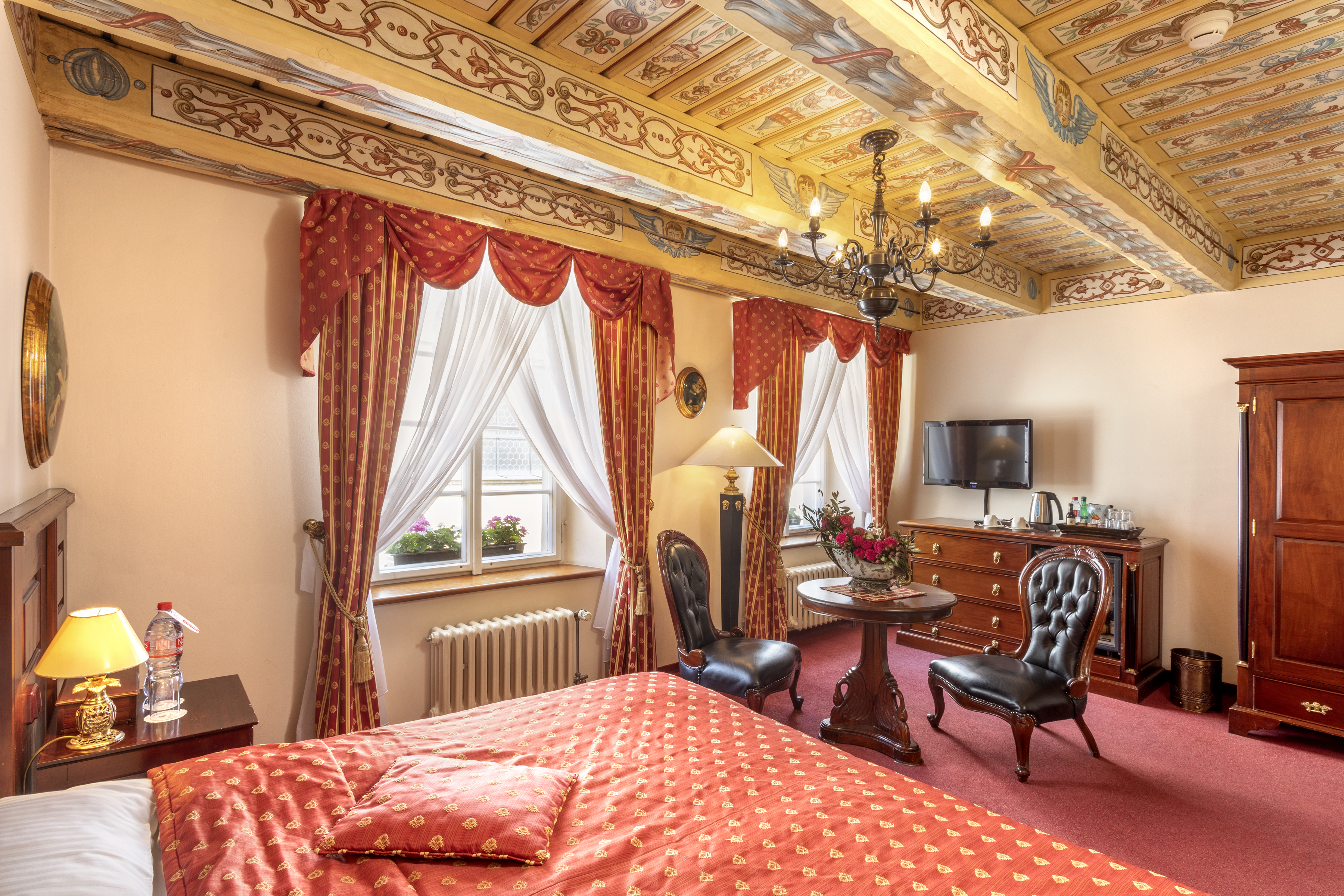 Double or Twin Standard