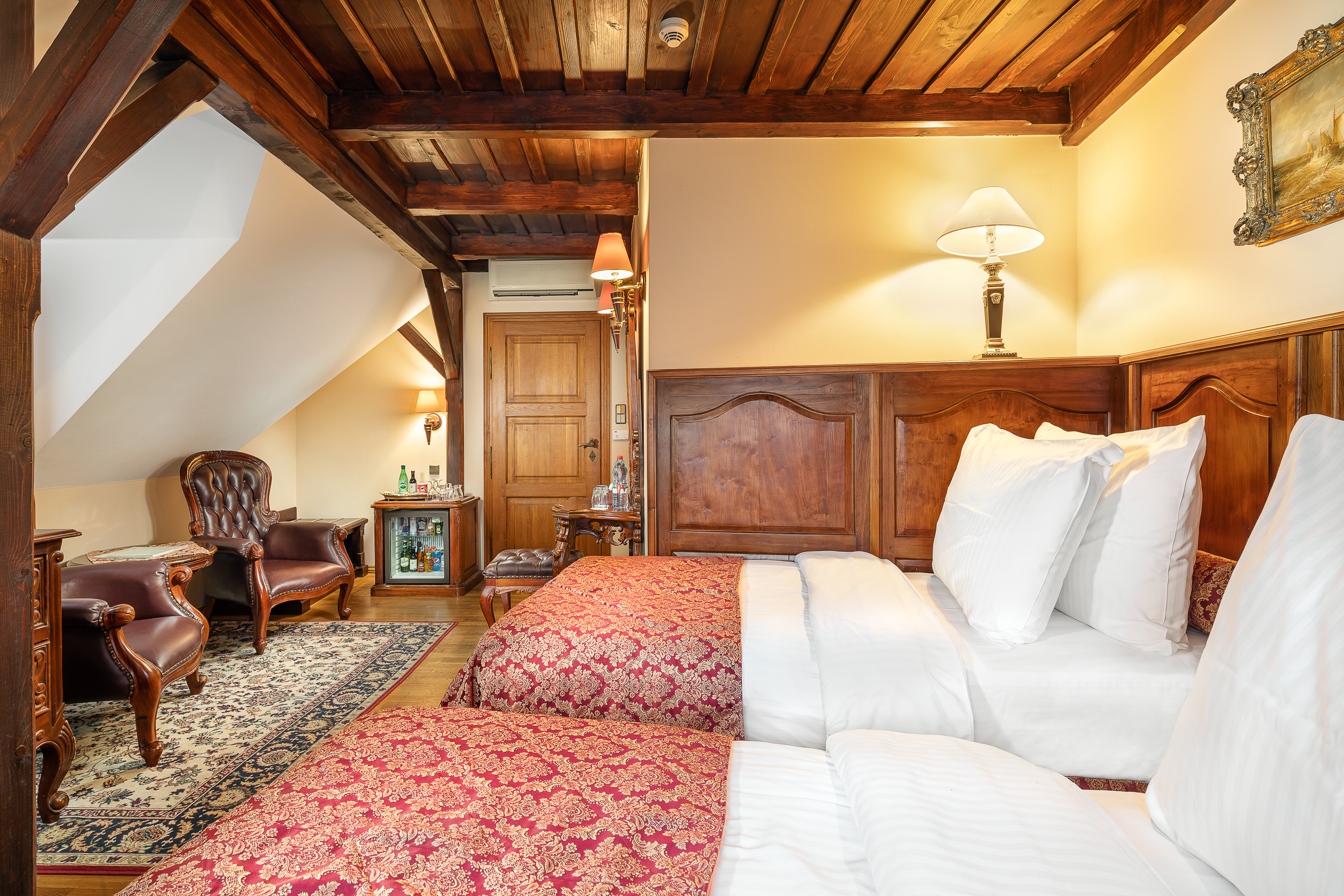 Double or Twin Standard