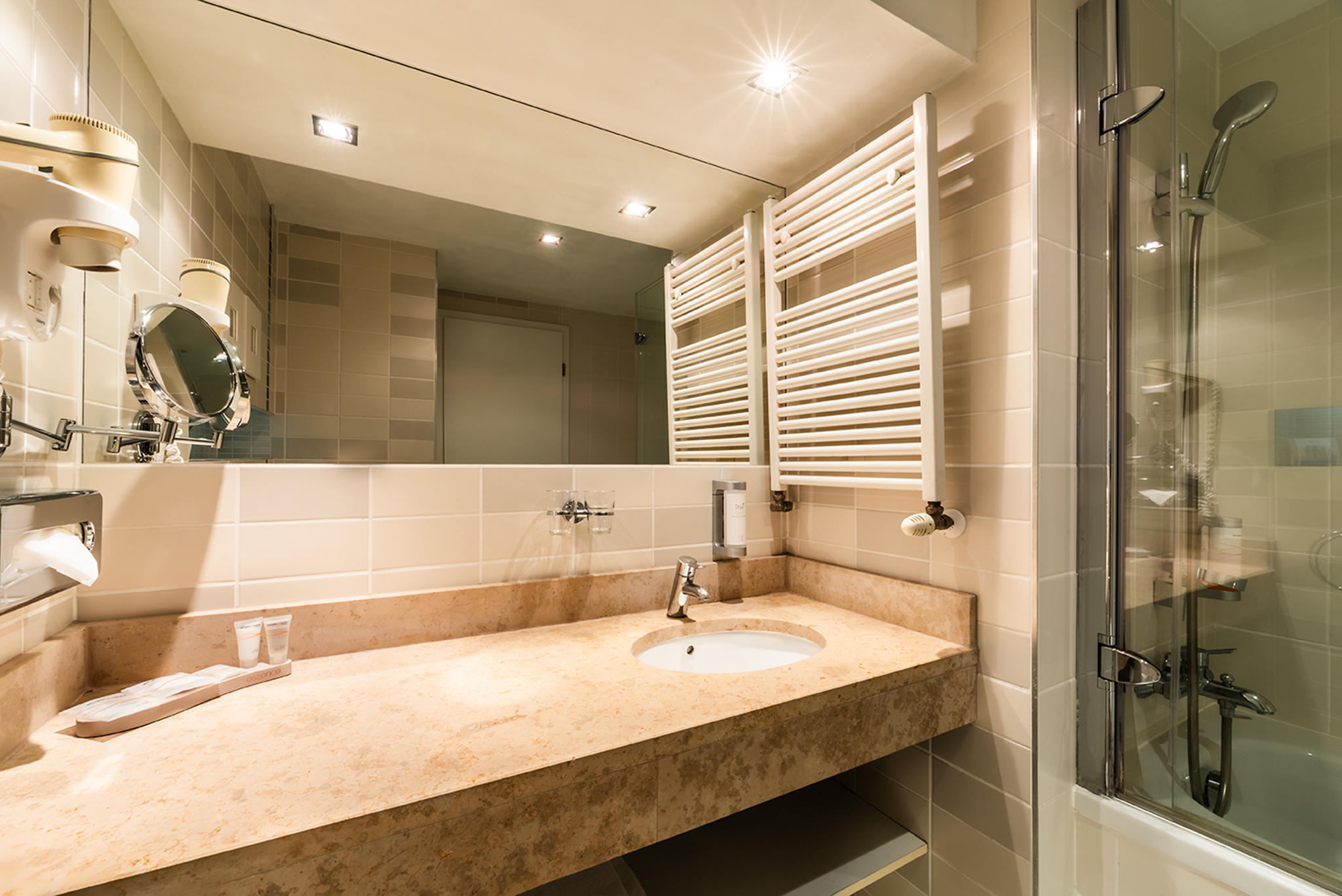 Family Room Connecting Room