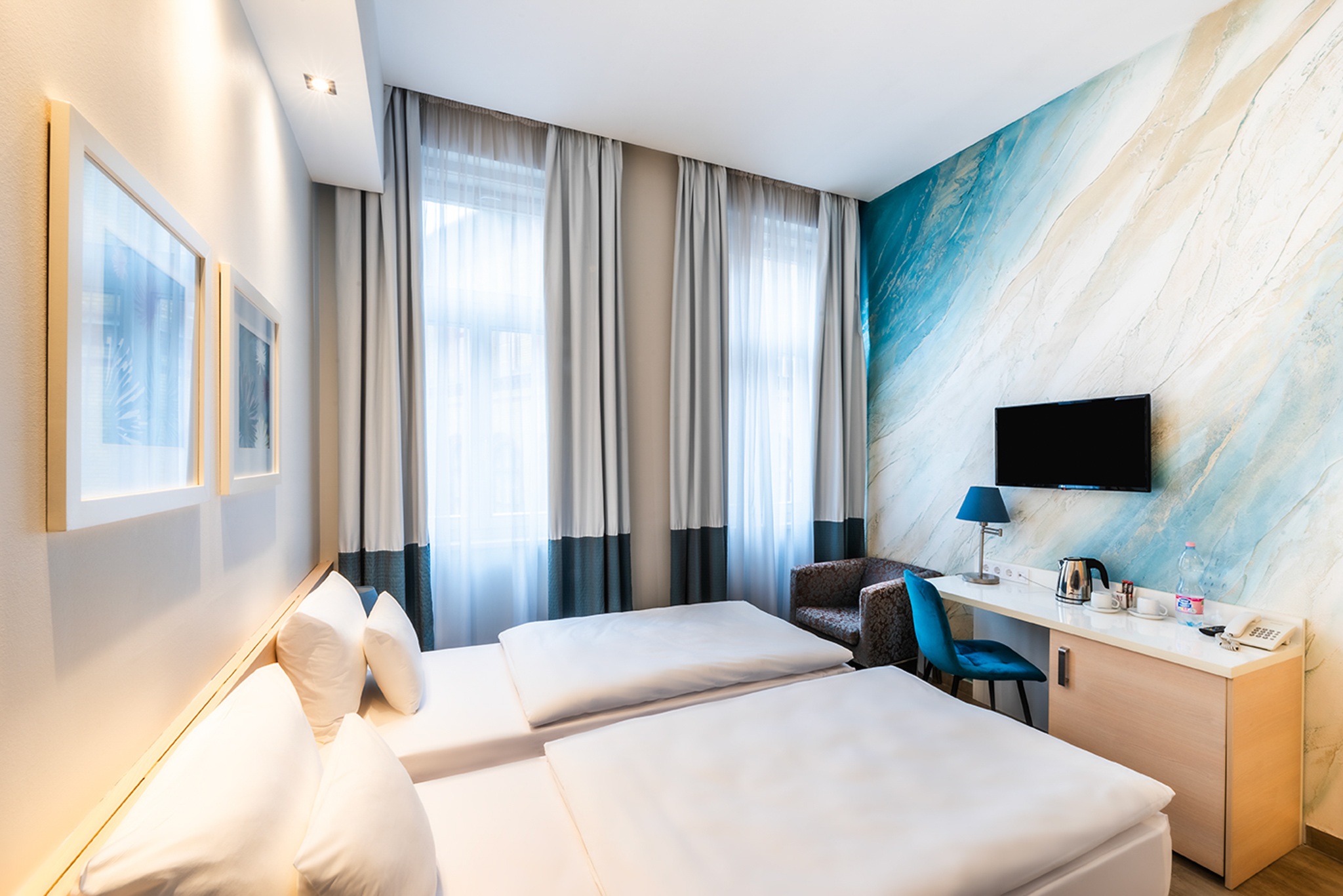 Family Room Connecting Room