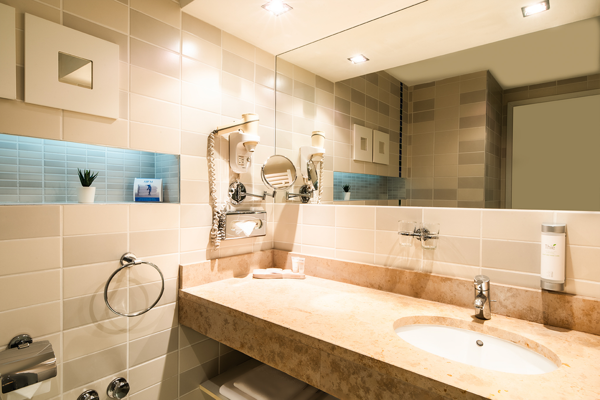 Double or Twin Standard