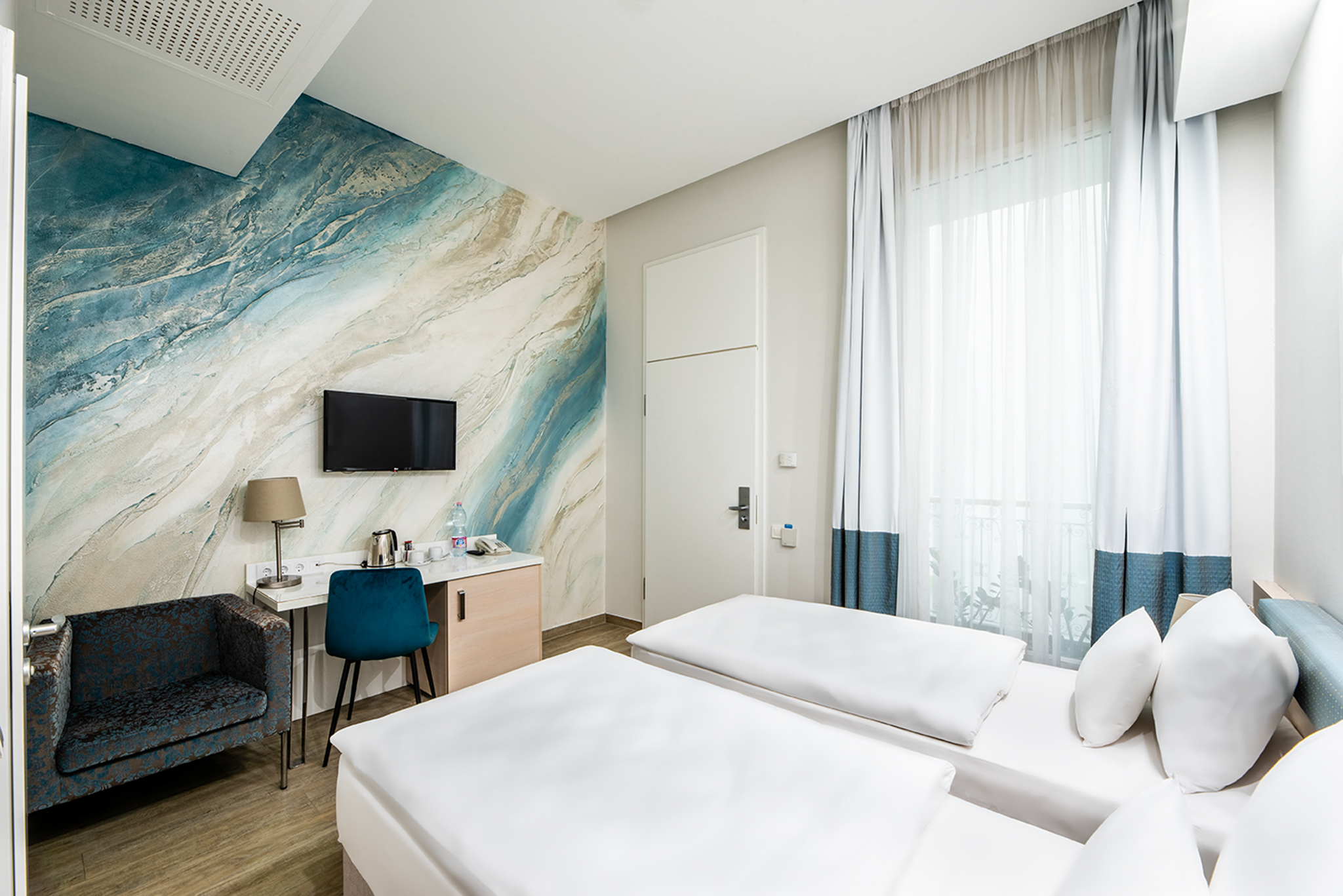 Double or Twin Standard