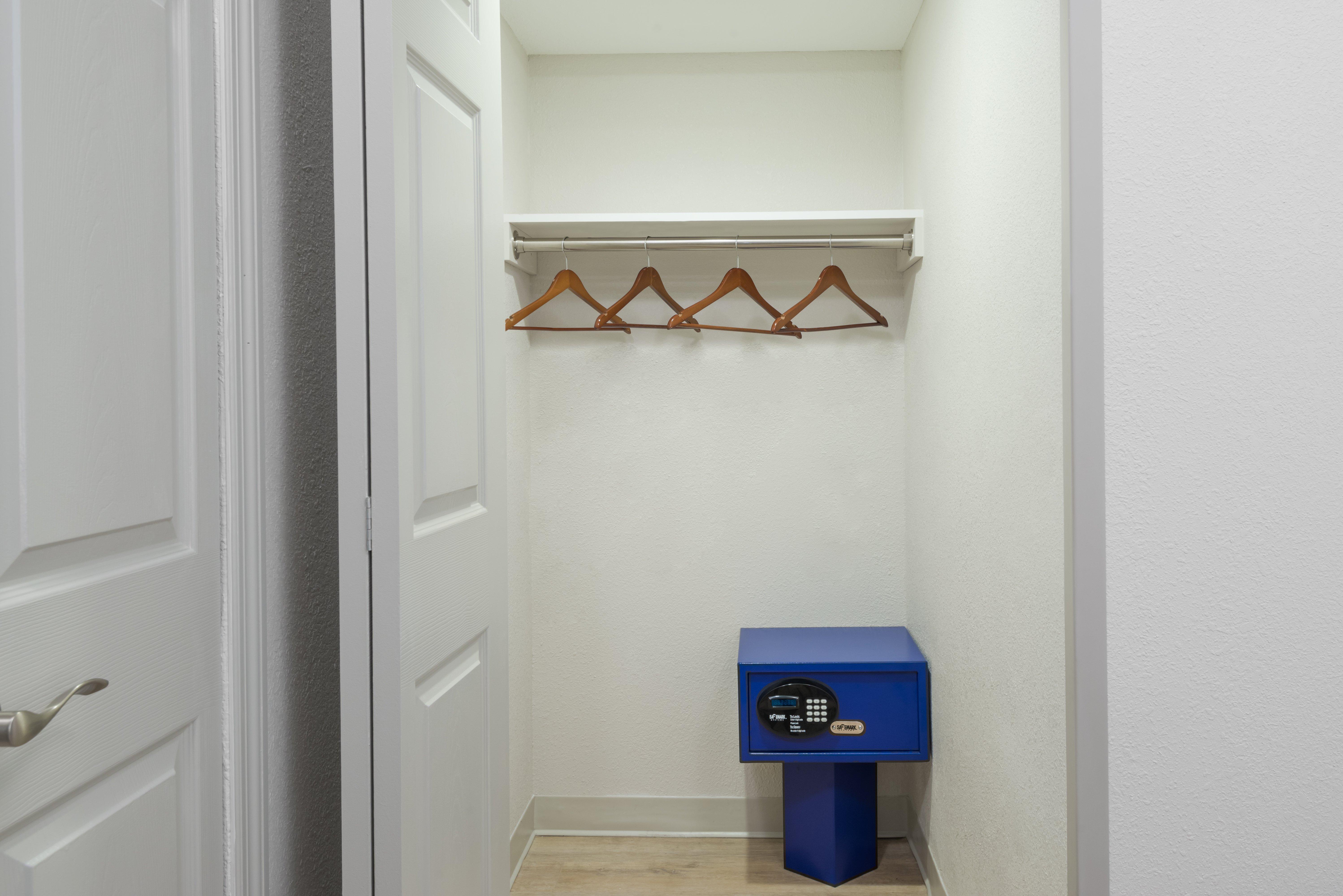 Suite Two Double Beds One Bedroom 