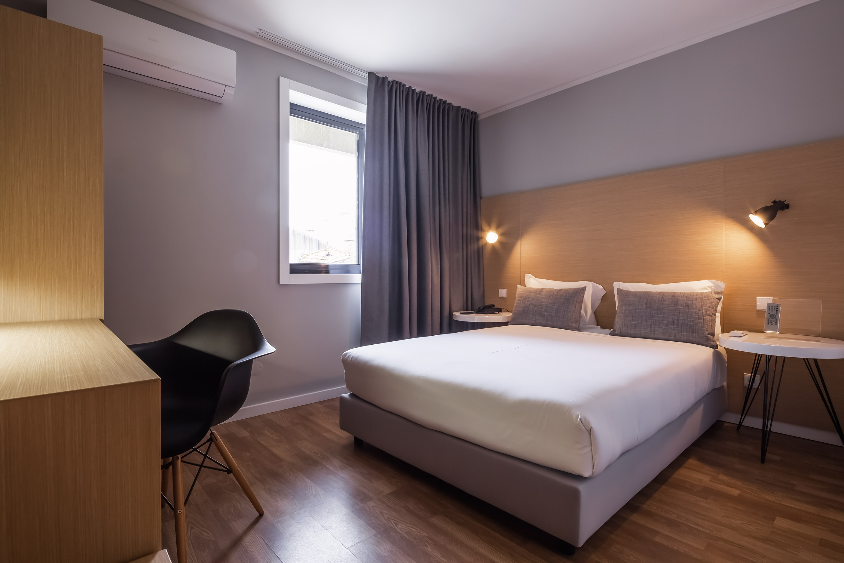 Double or Twin Standard