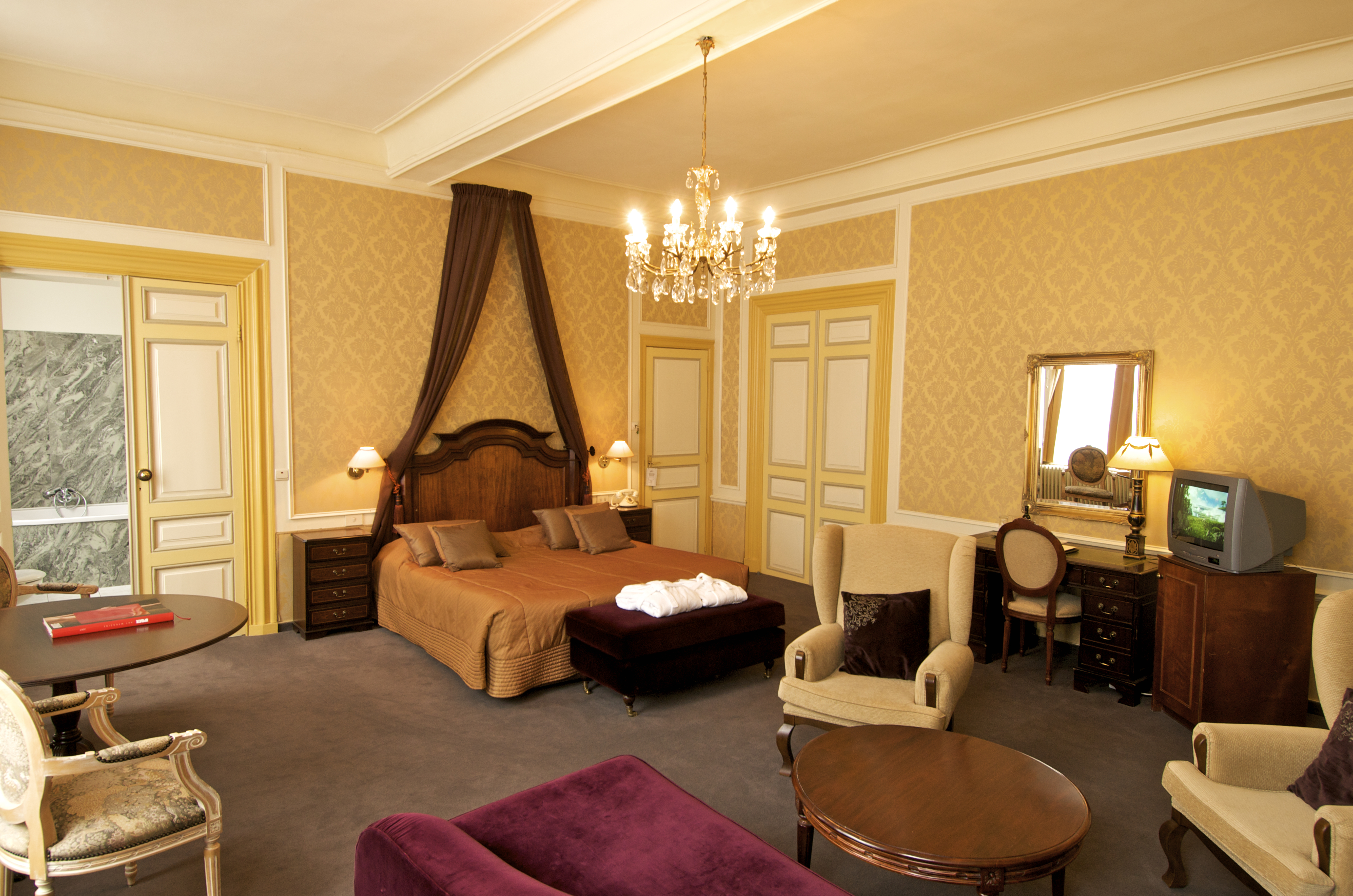 Junior Suite Standard