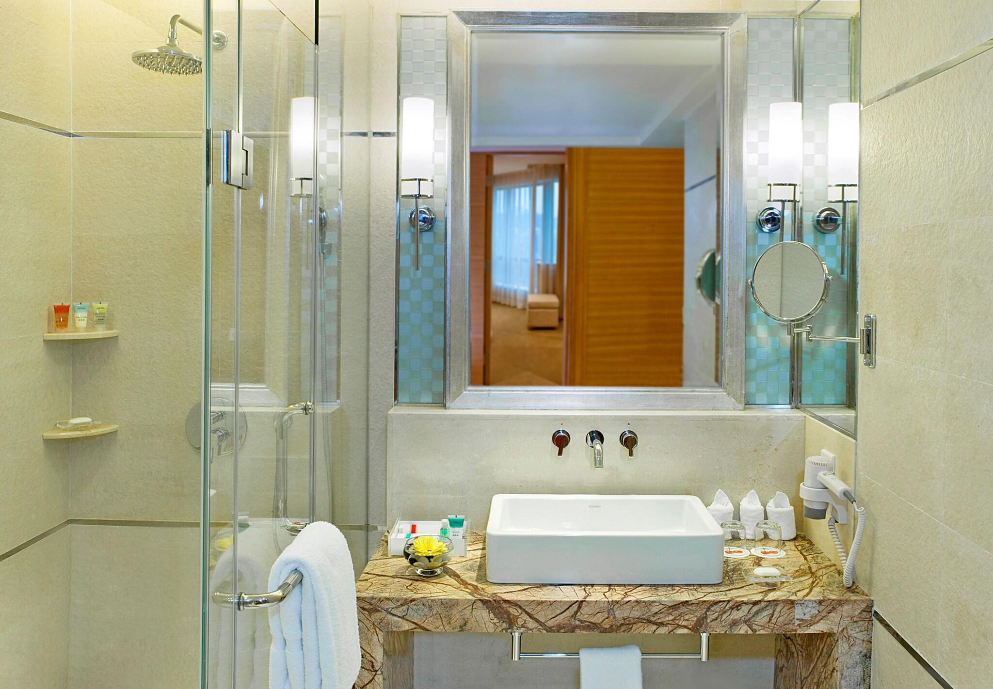 Double Executive King Bed