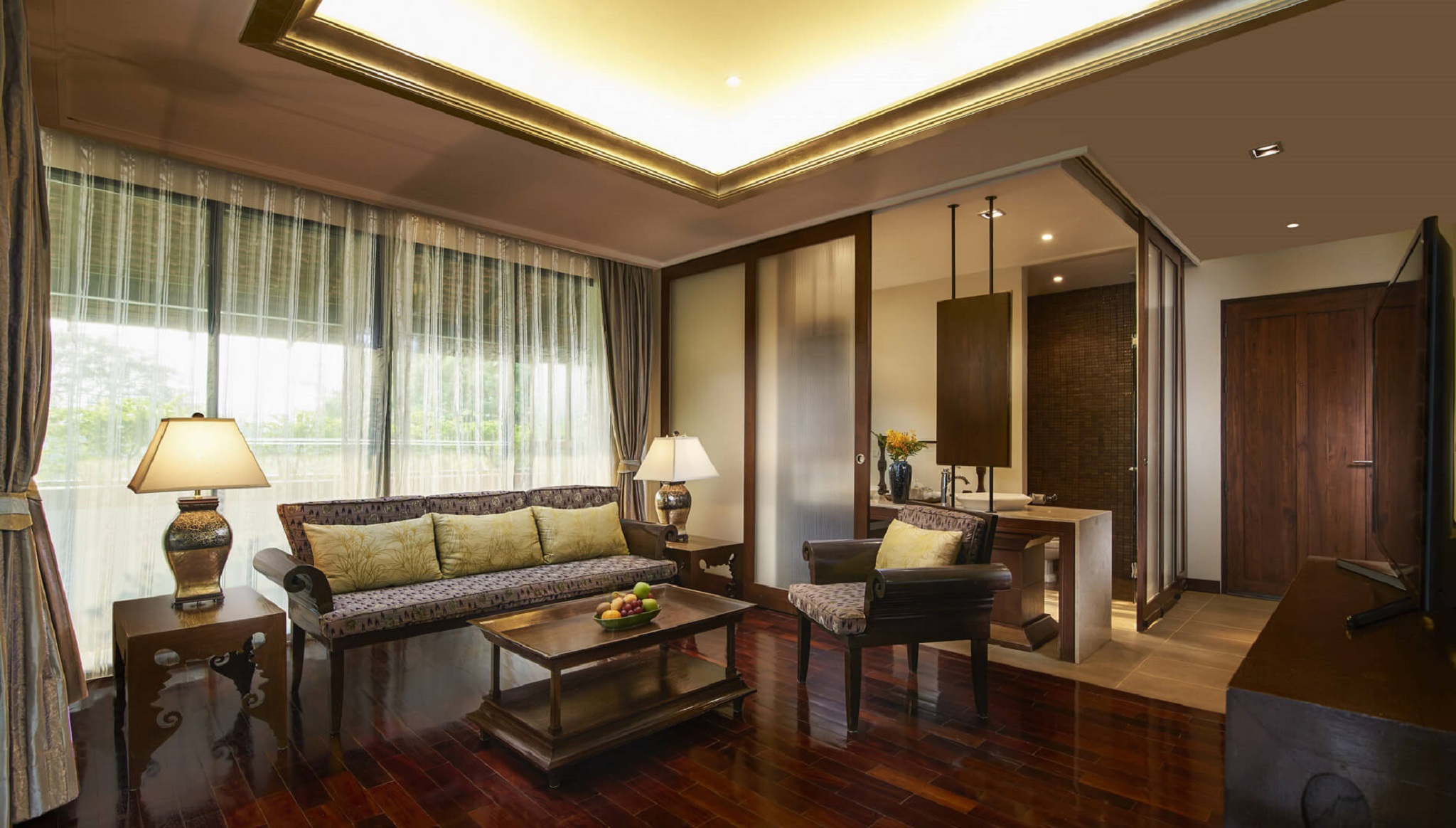 Suite King Bed with Jacuzzi