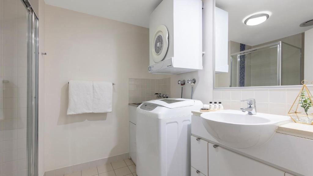 Apartment Two Bedrooms with Views