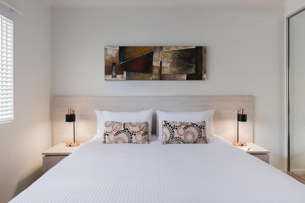 Apartment Pool View One Bedroom