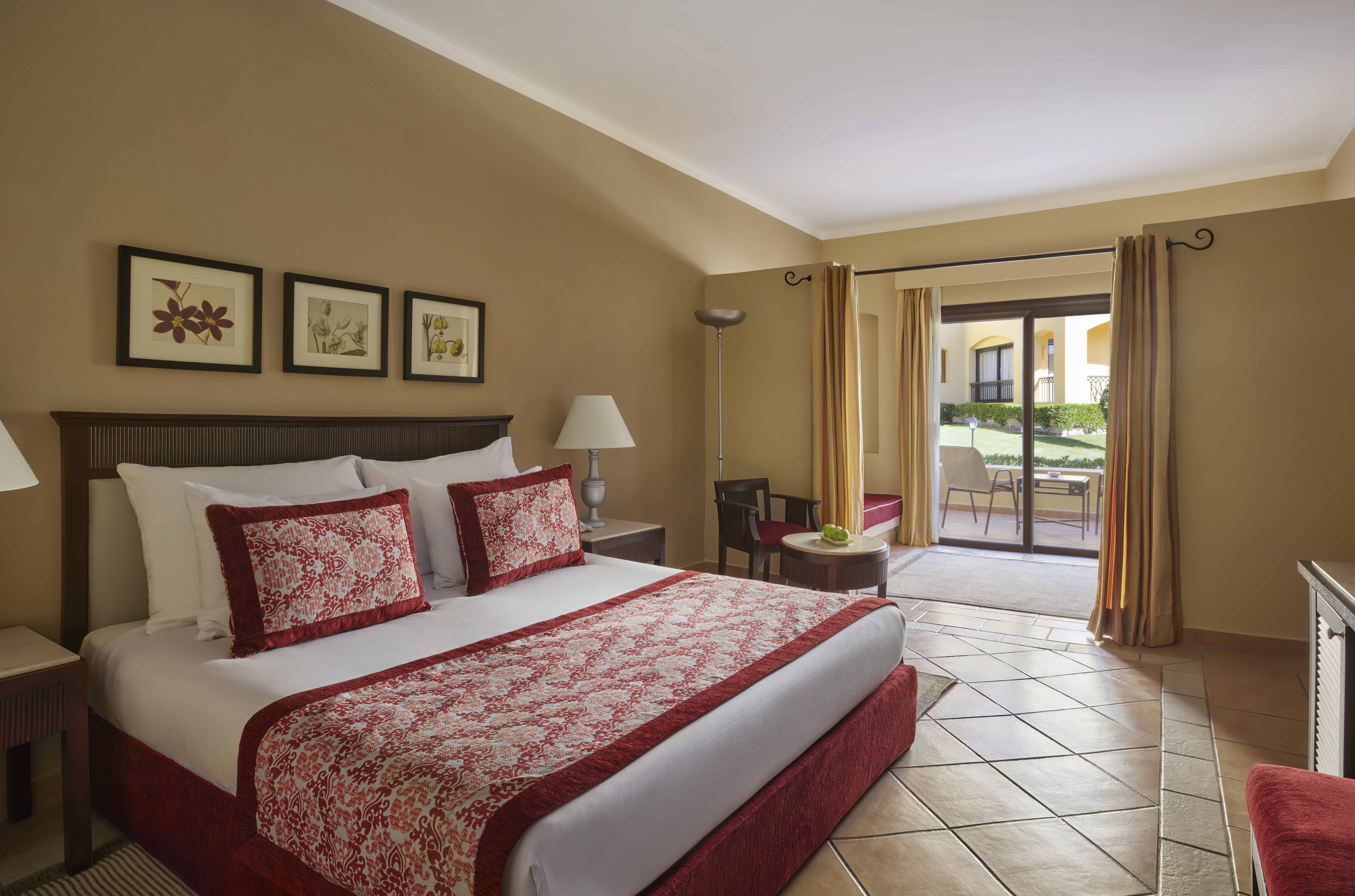 Family Room Garden View