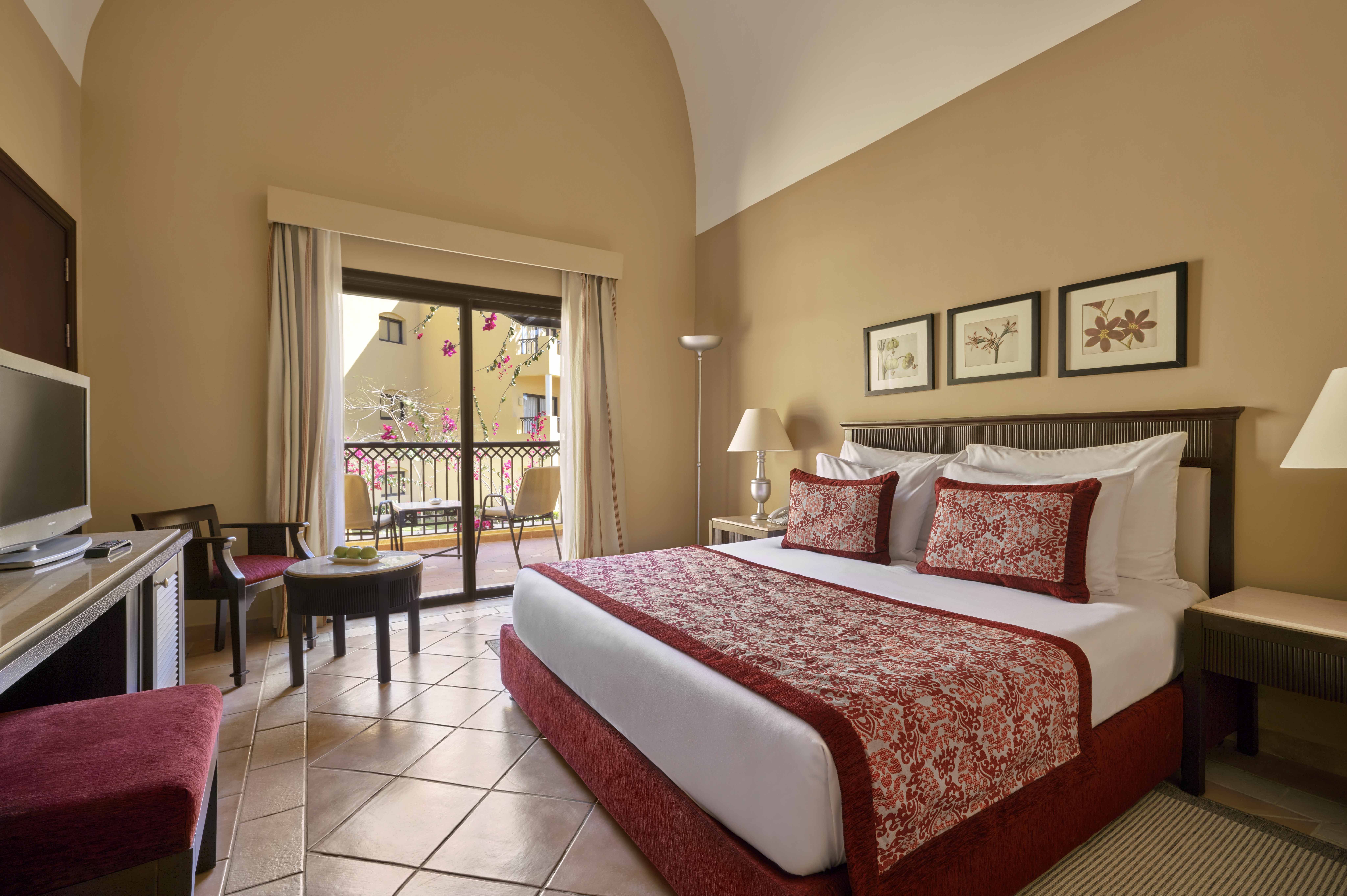 Double Superior Queen Bed