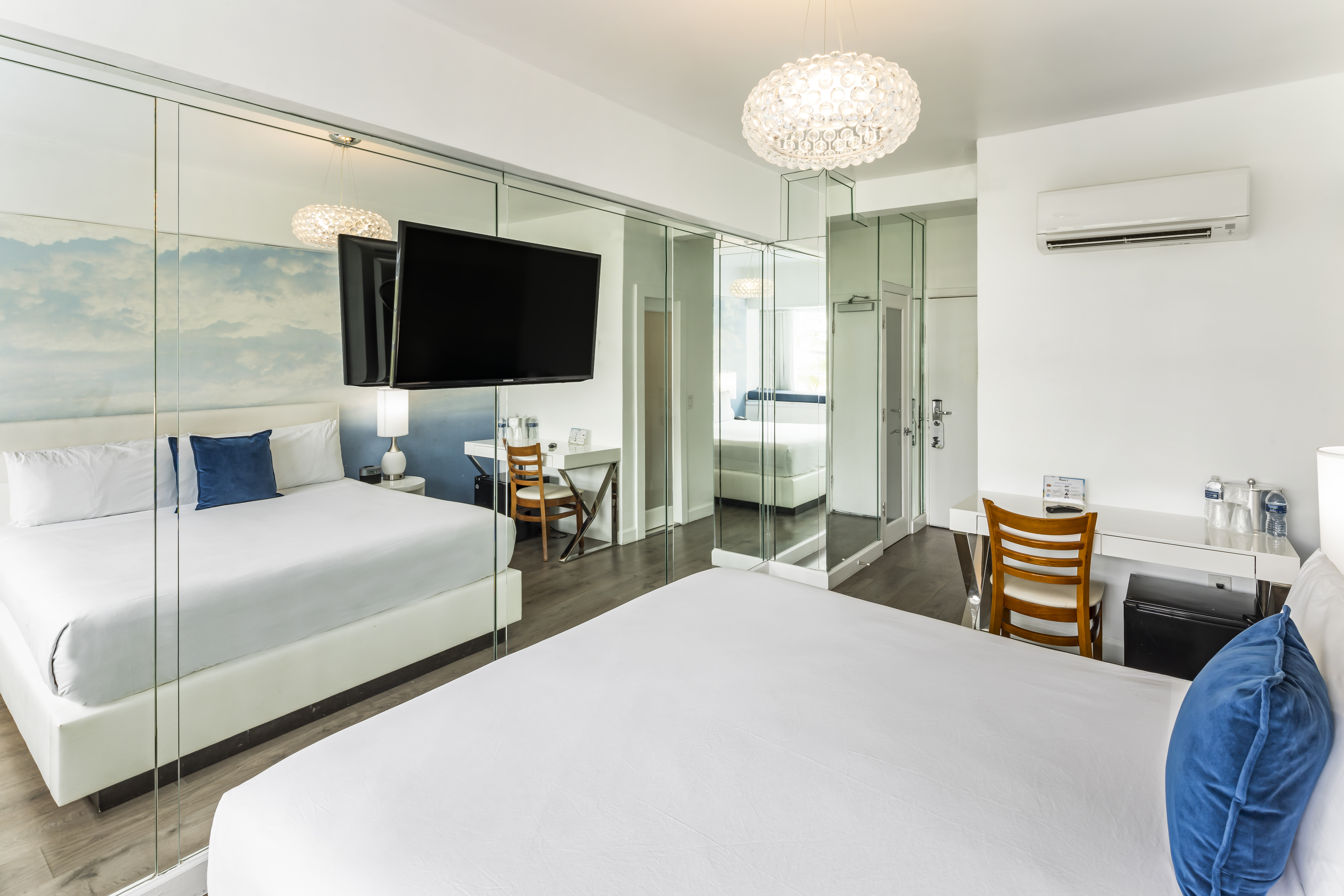 Double Ocean Front King Bed