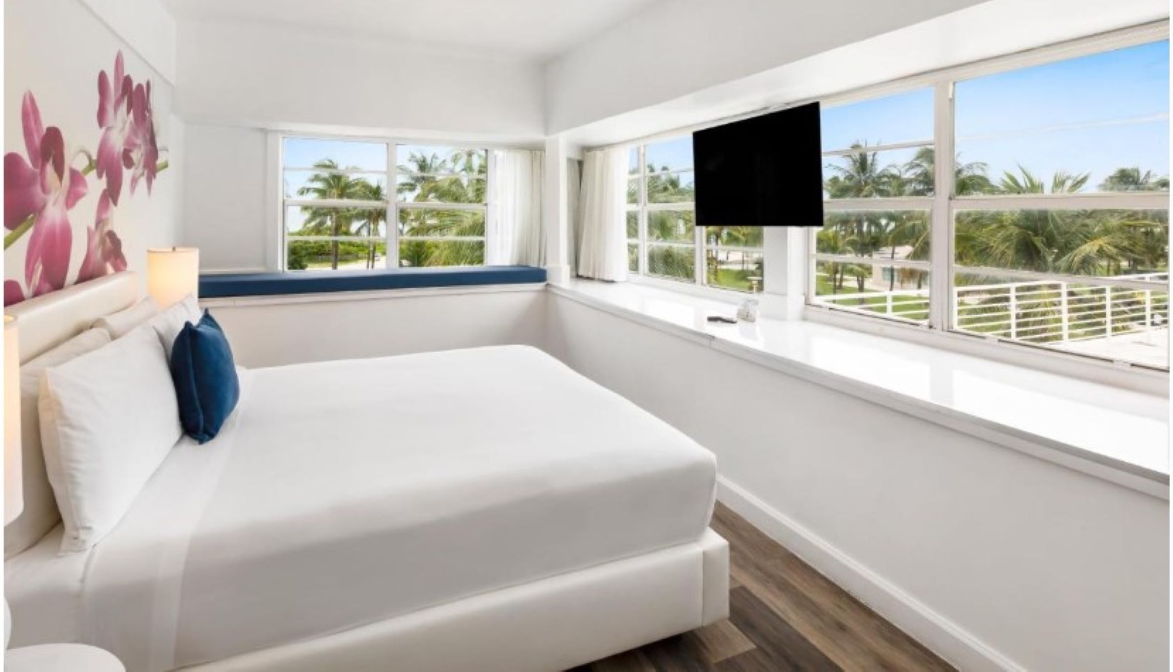 Room Ocean Front King Bed