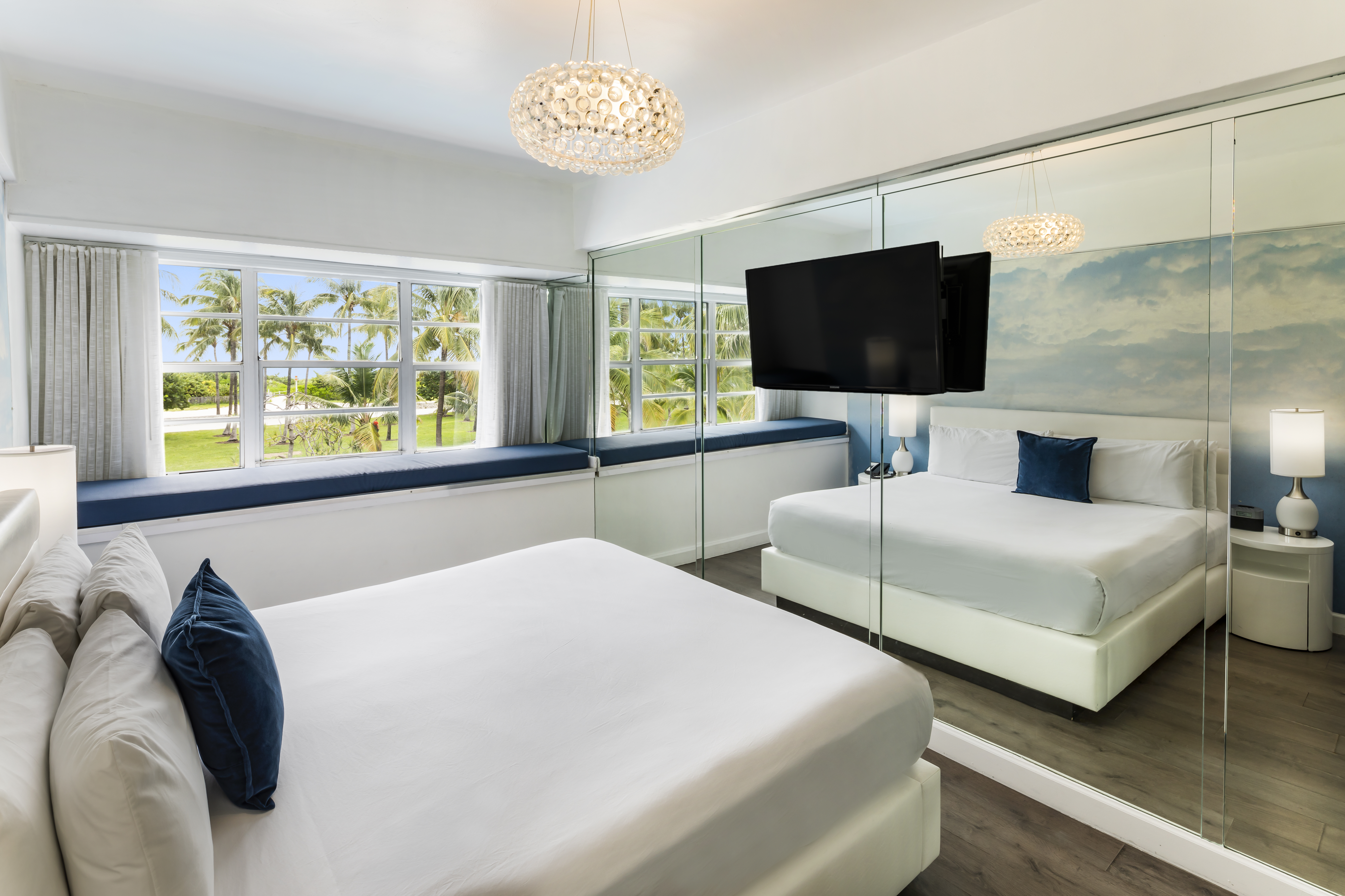 Double Ocean Front King Bed