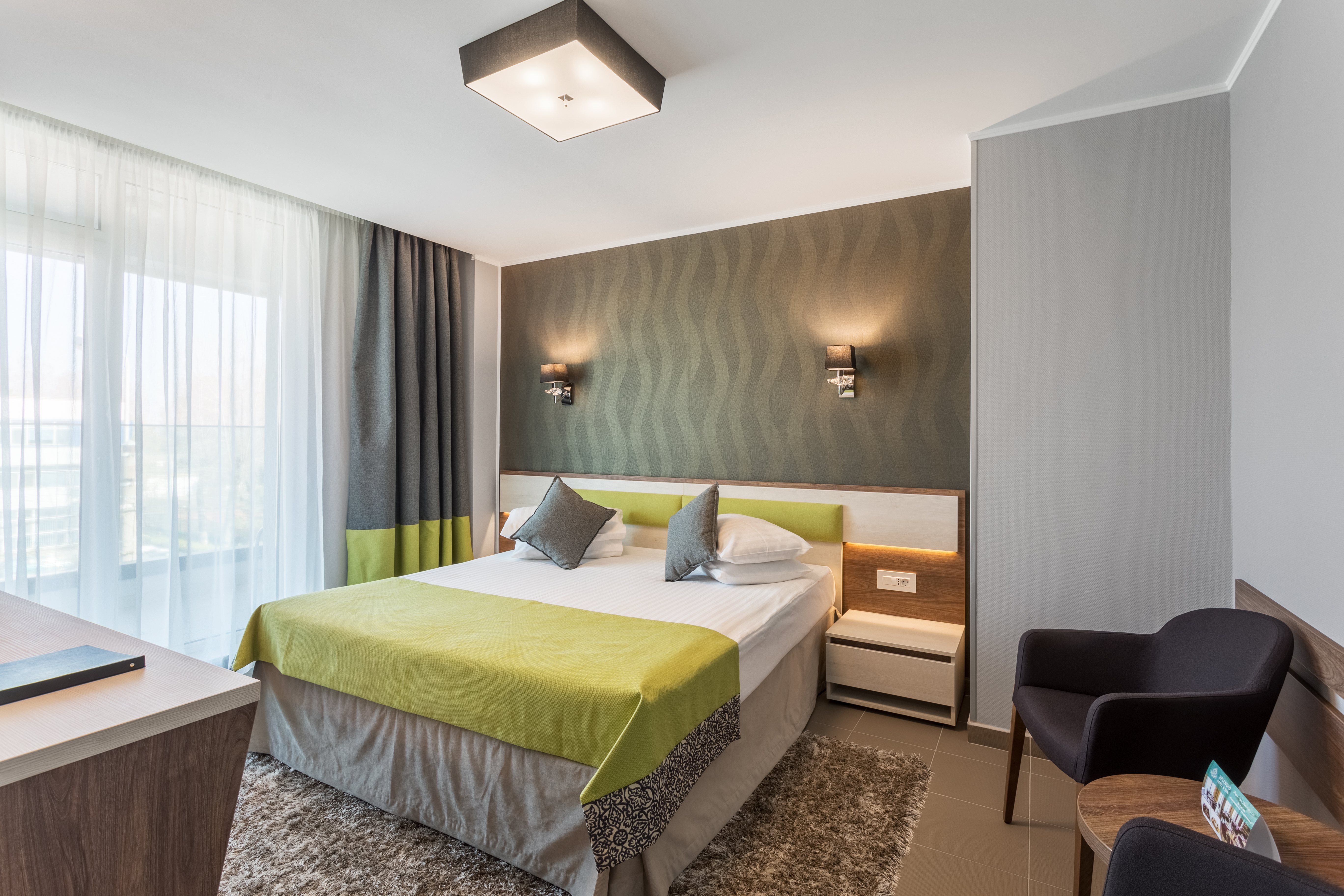 Double Single City View