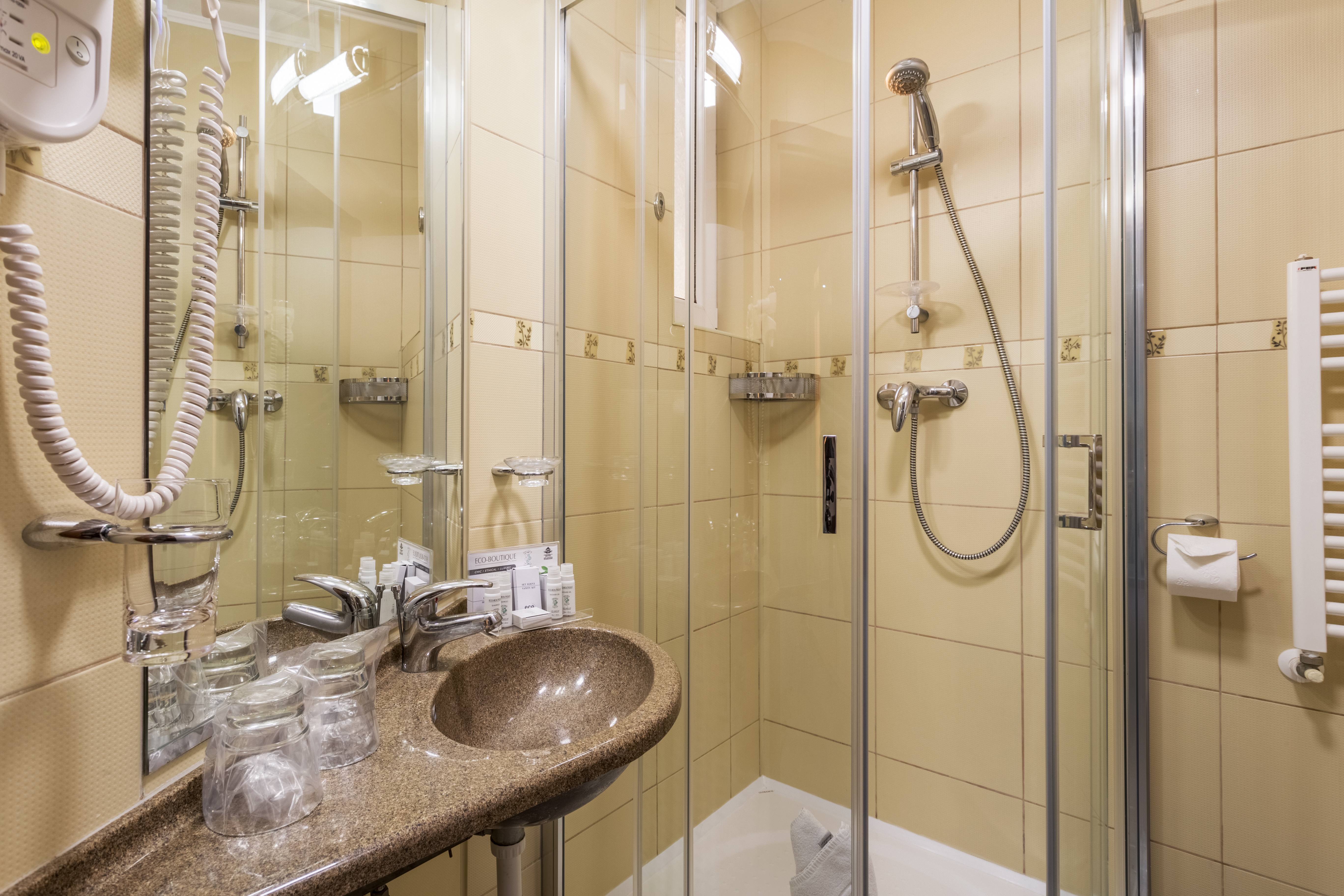 Double Single Lake View