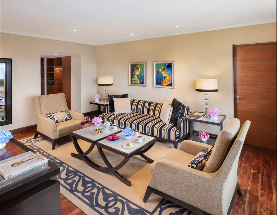 Suite Club with Views