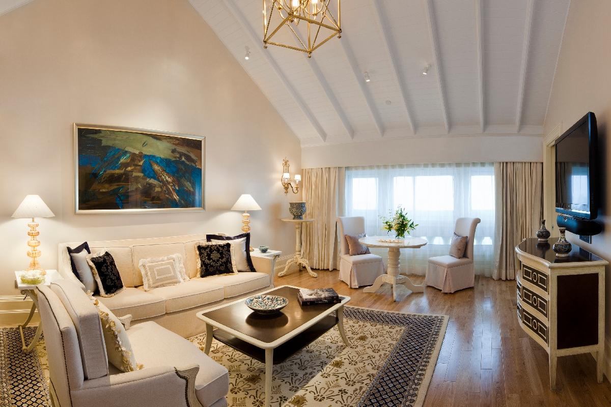 Suite Luxury City View