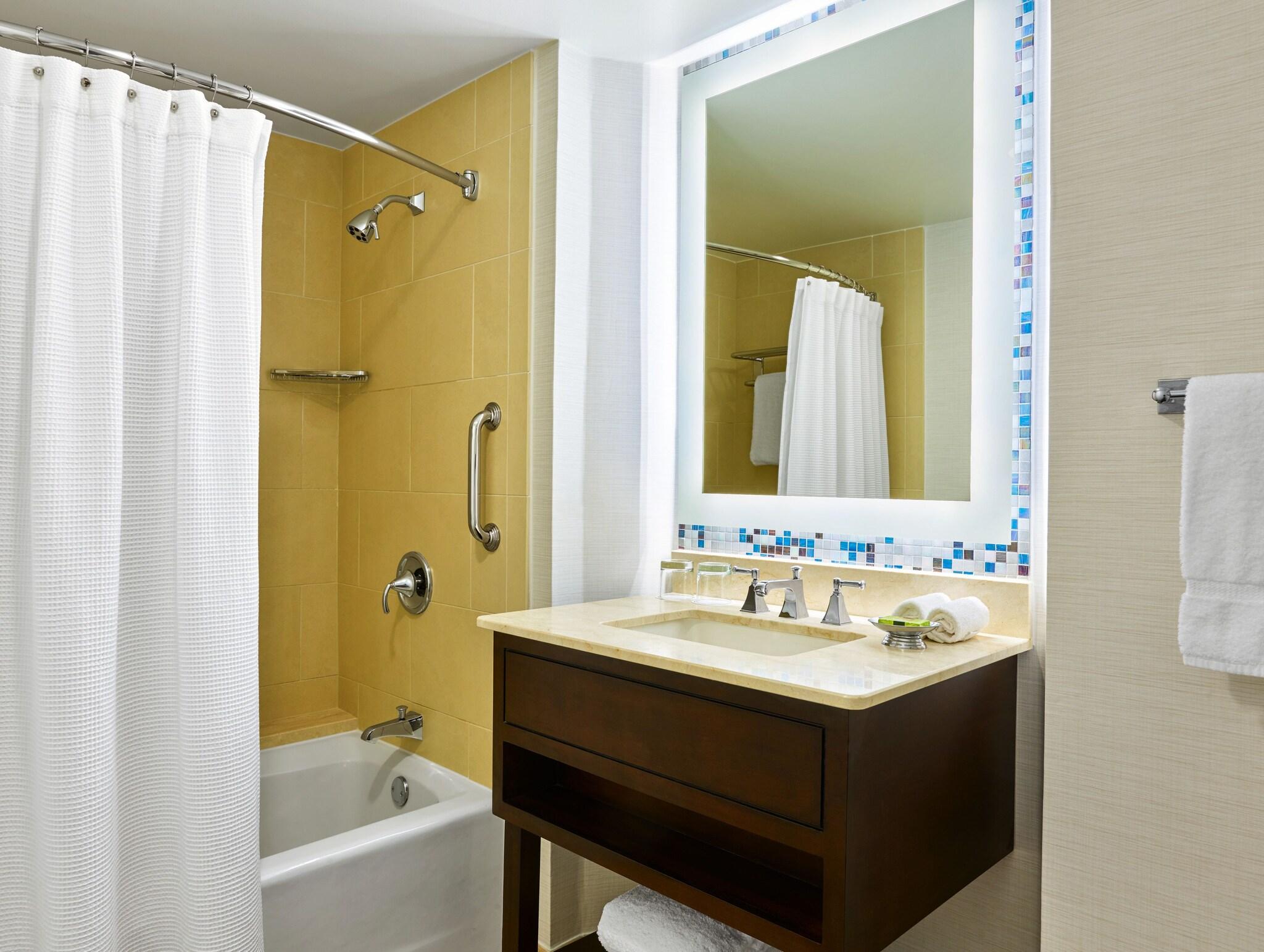 Junior Suite City View