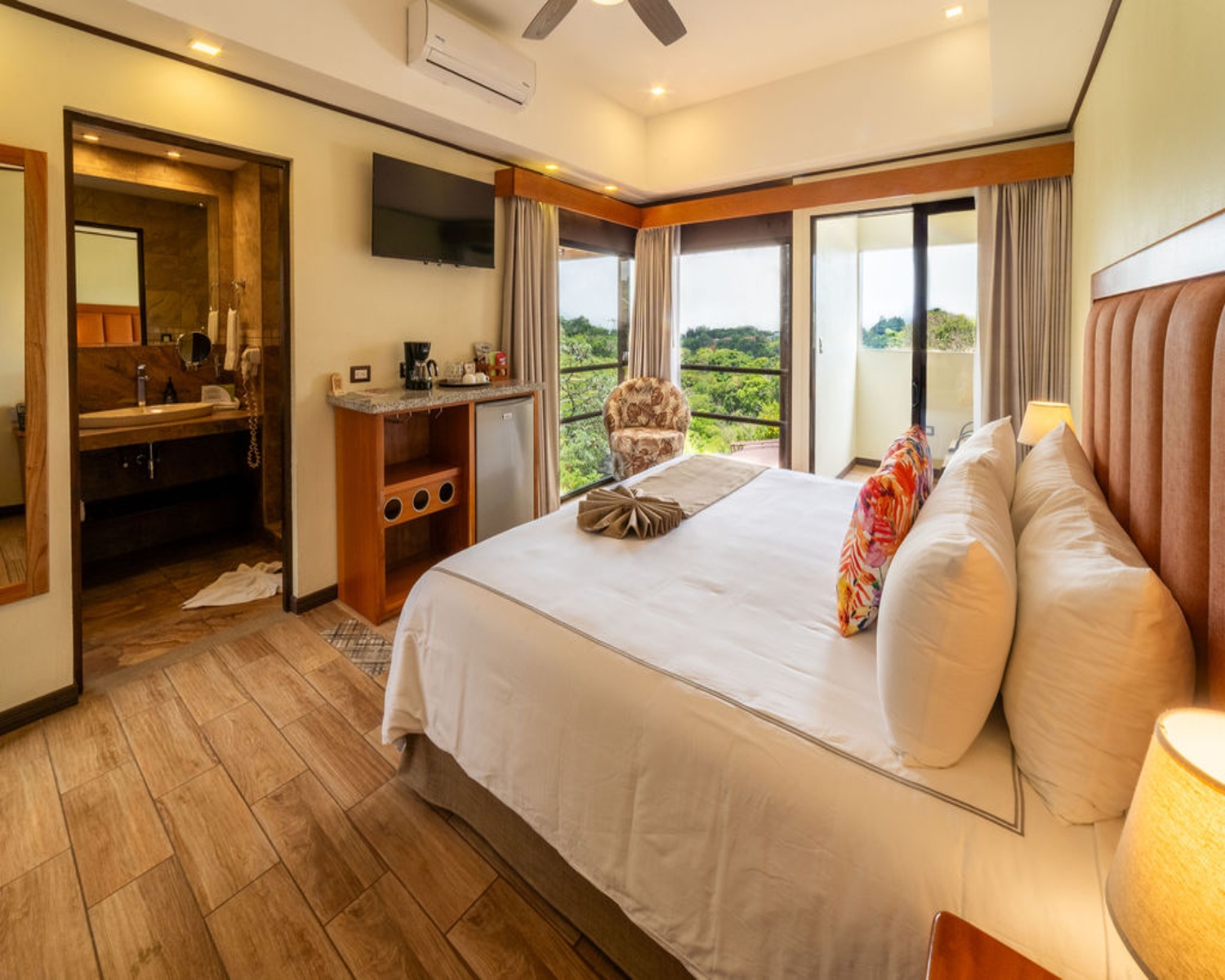 Double Superior King Bed