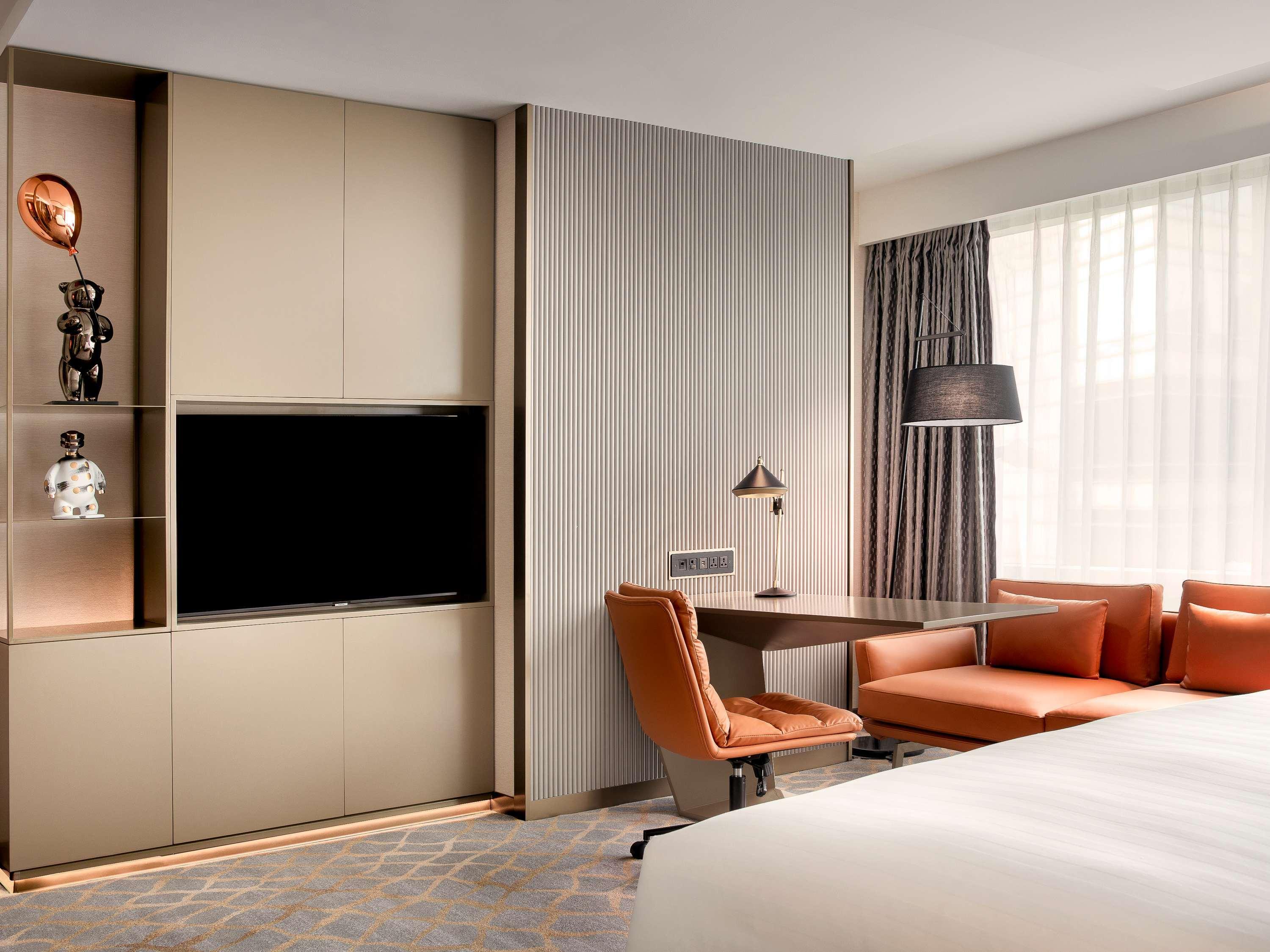 Double Club Executive