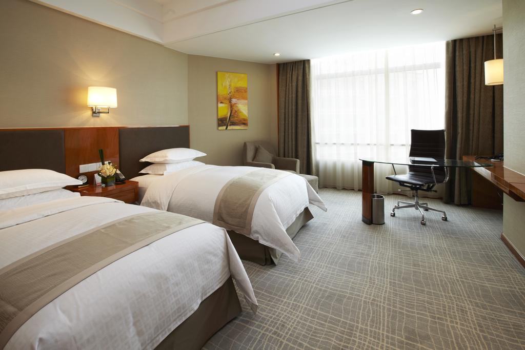 Twin Deluxe Executive