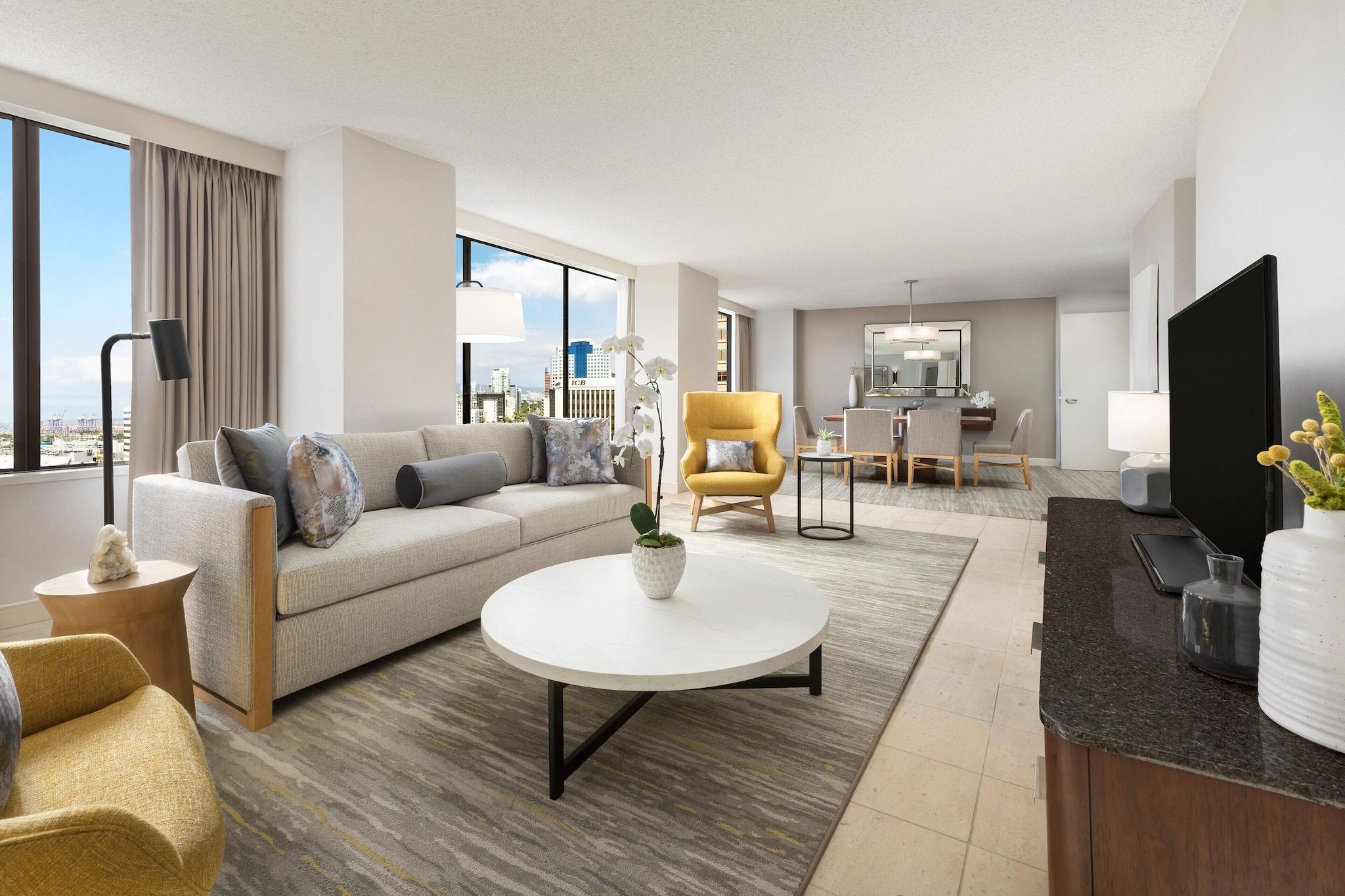 Suite Partial Ocean View