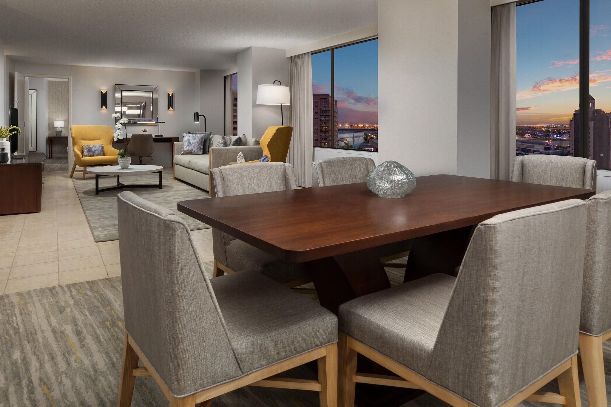 Suite Partial Ocean View