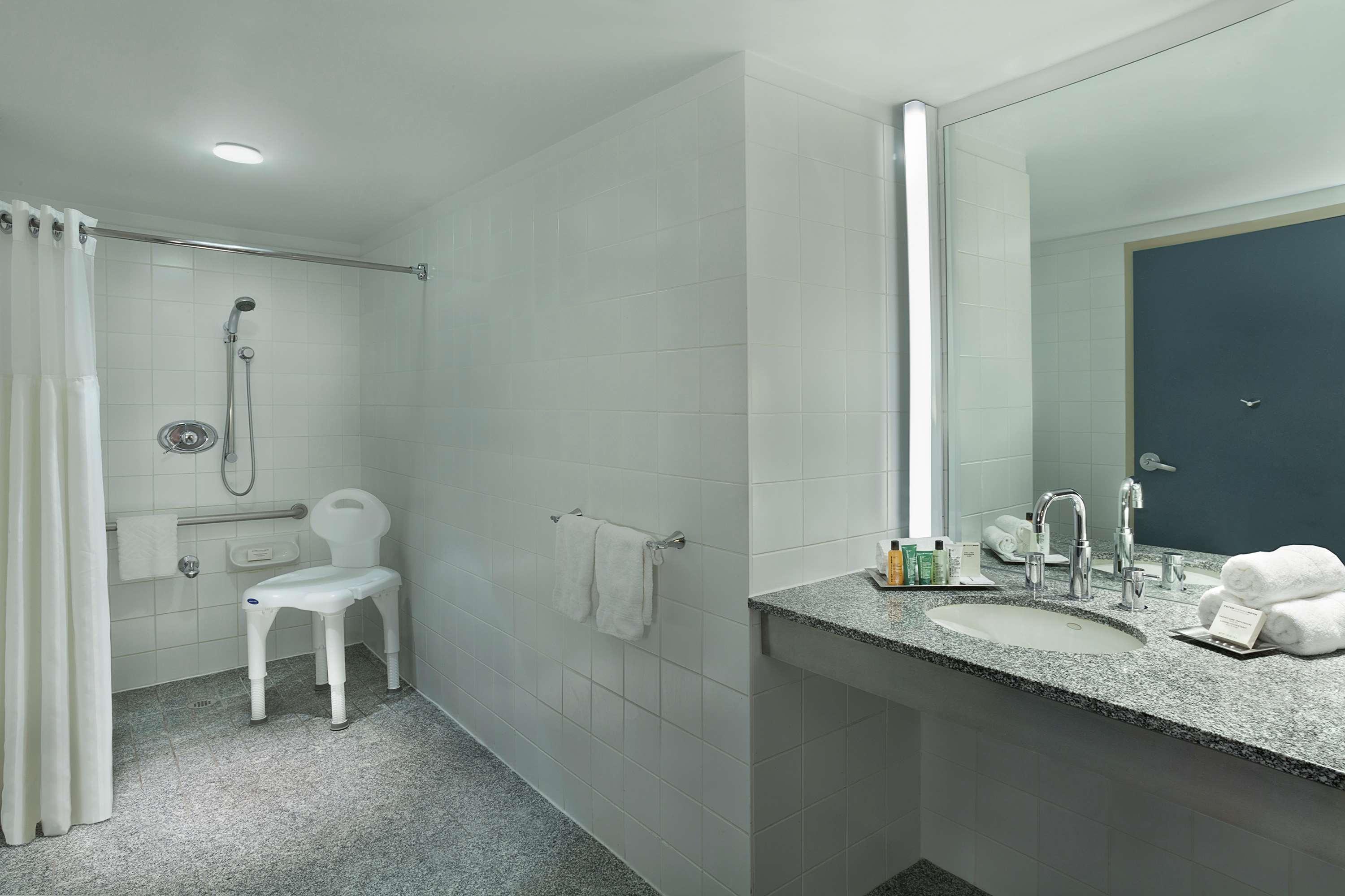 Junior Suite Accessible King Size Bed