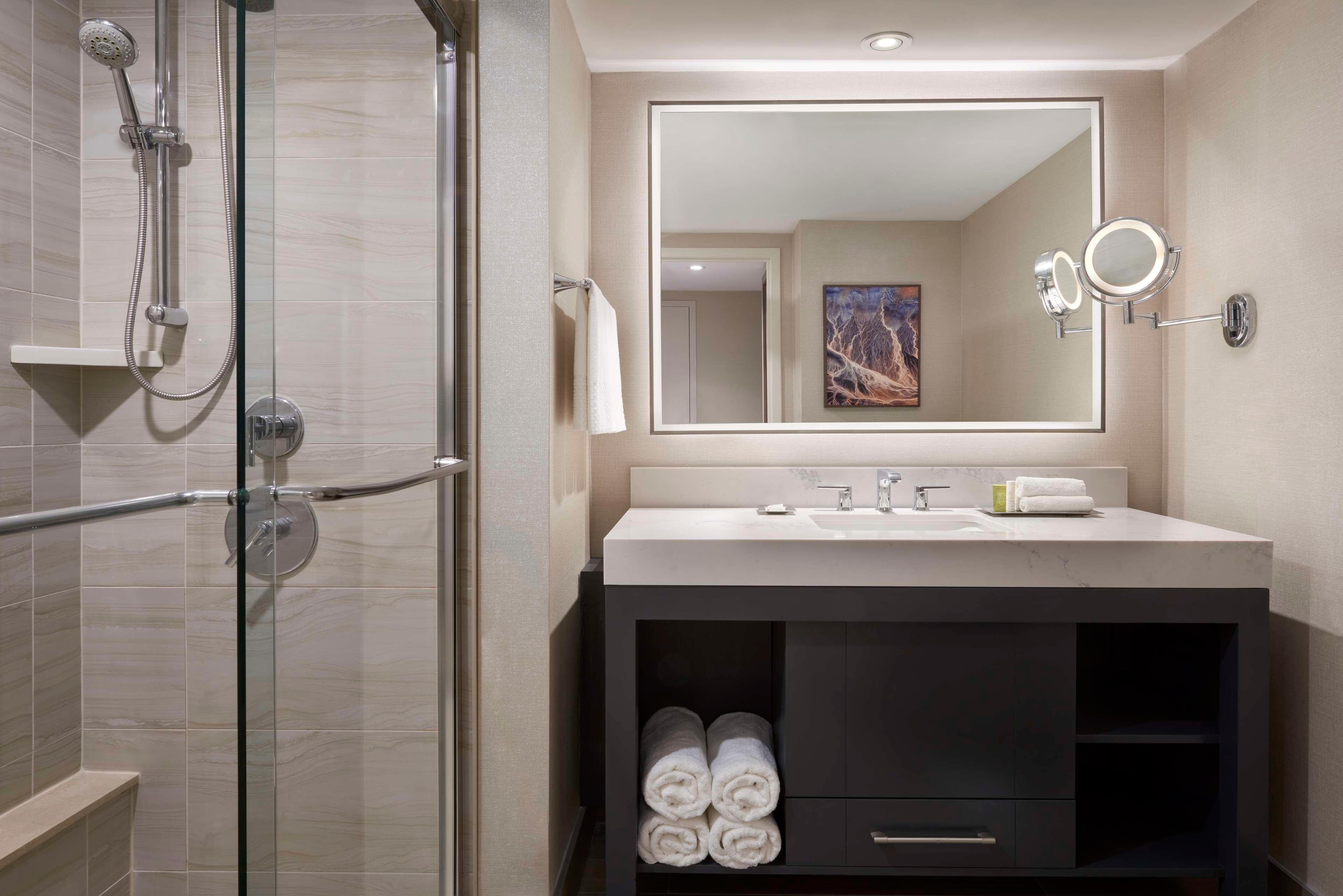 Junior Suite King Size Bed