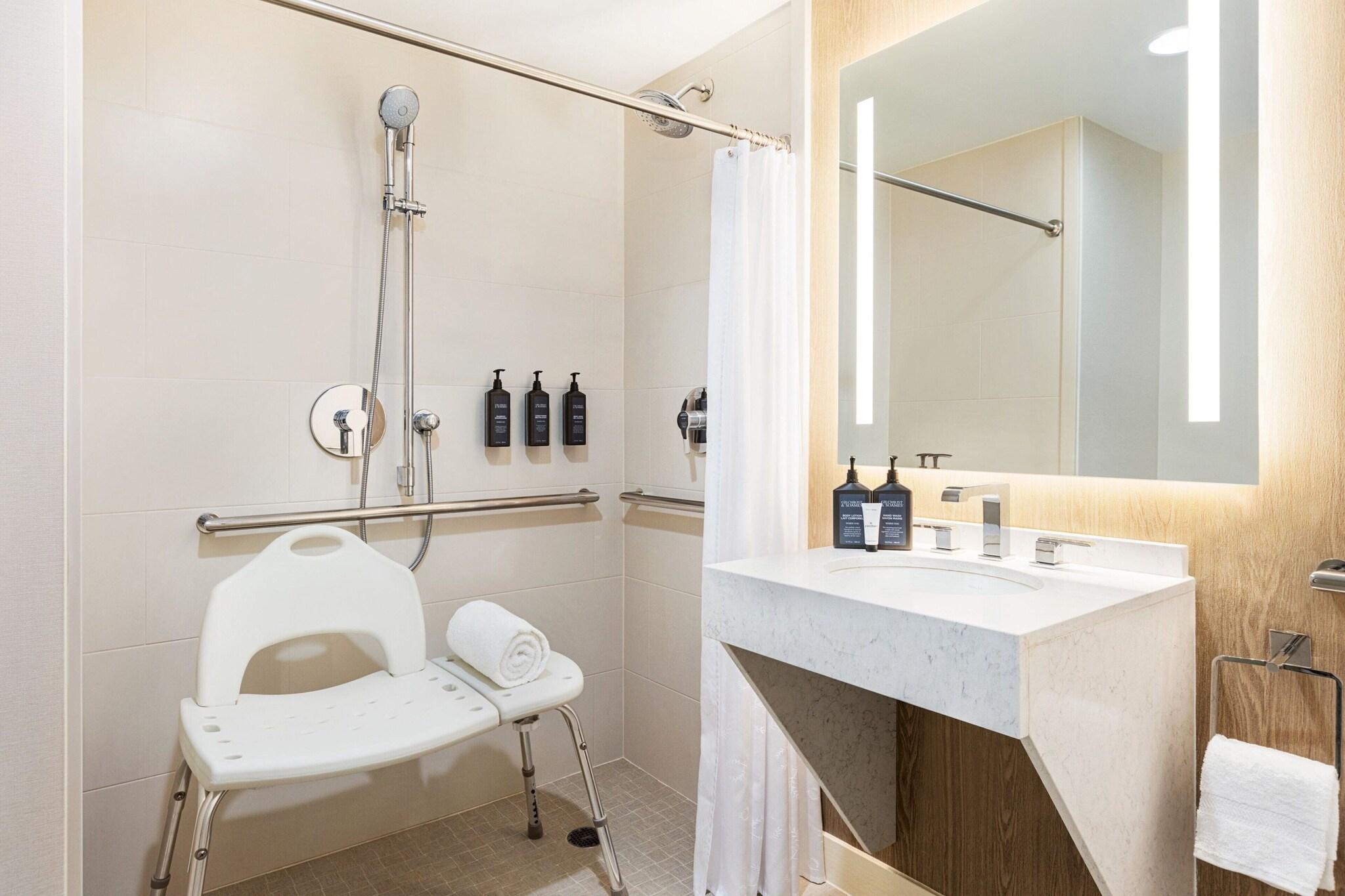 Suite Two Double Beds One Bedroom 