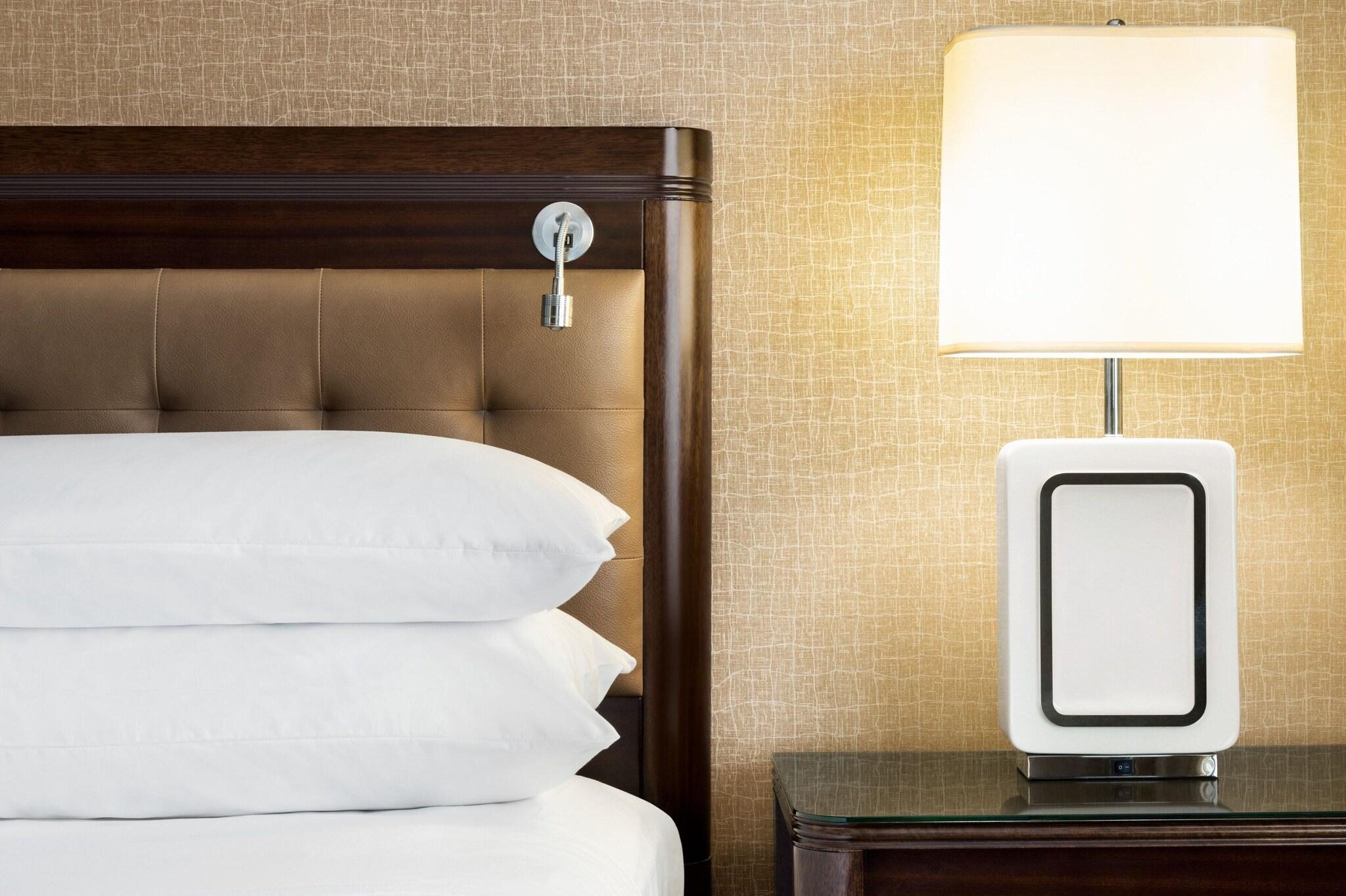 Suite King Bed One Bedroom 