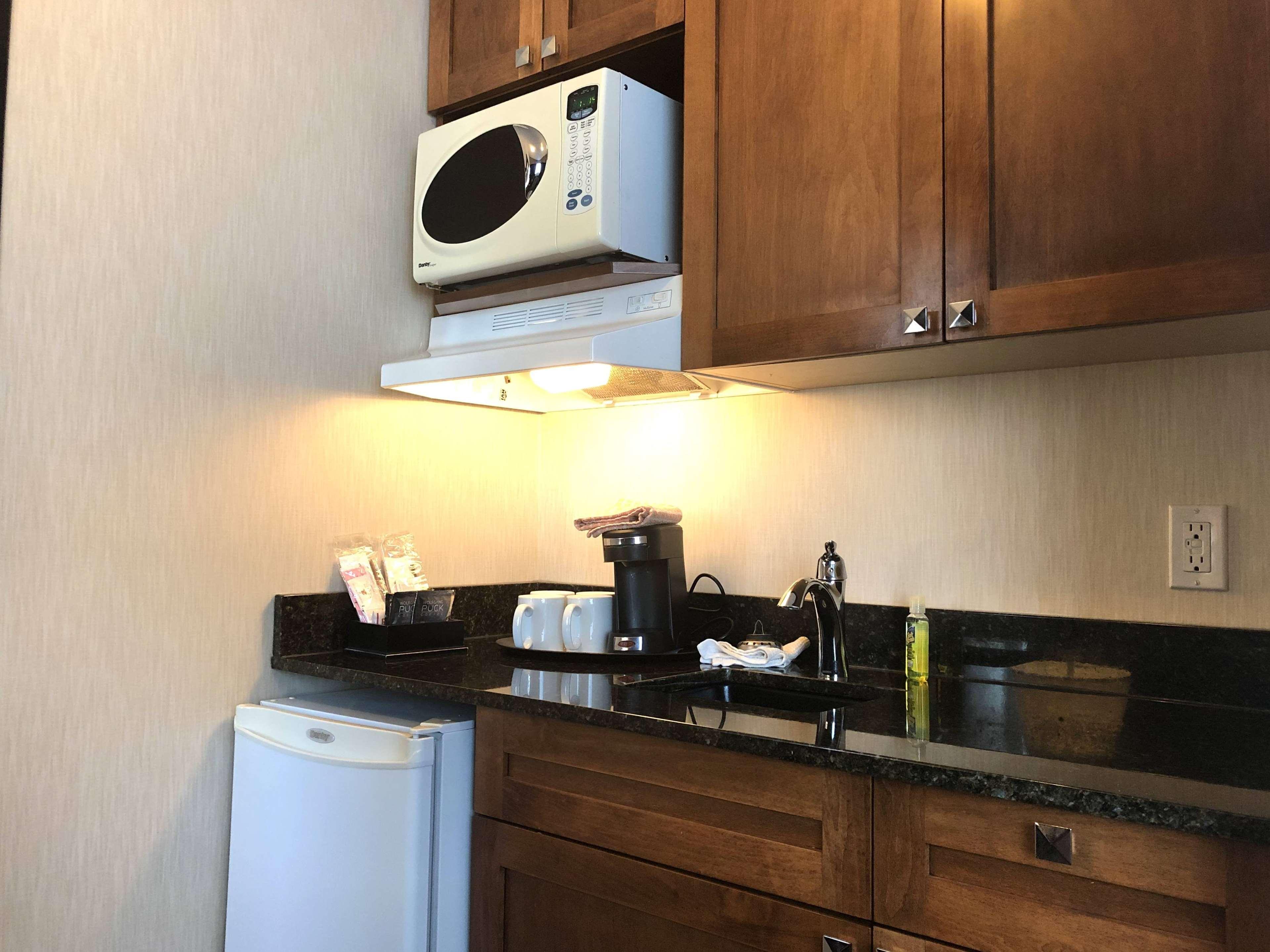 Double Executive King Bed