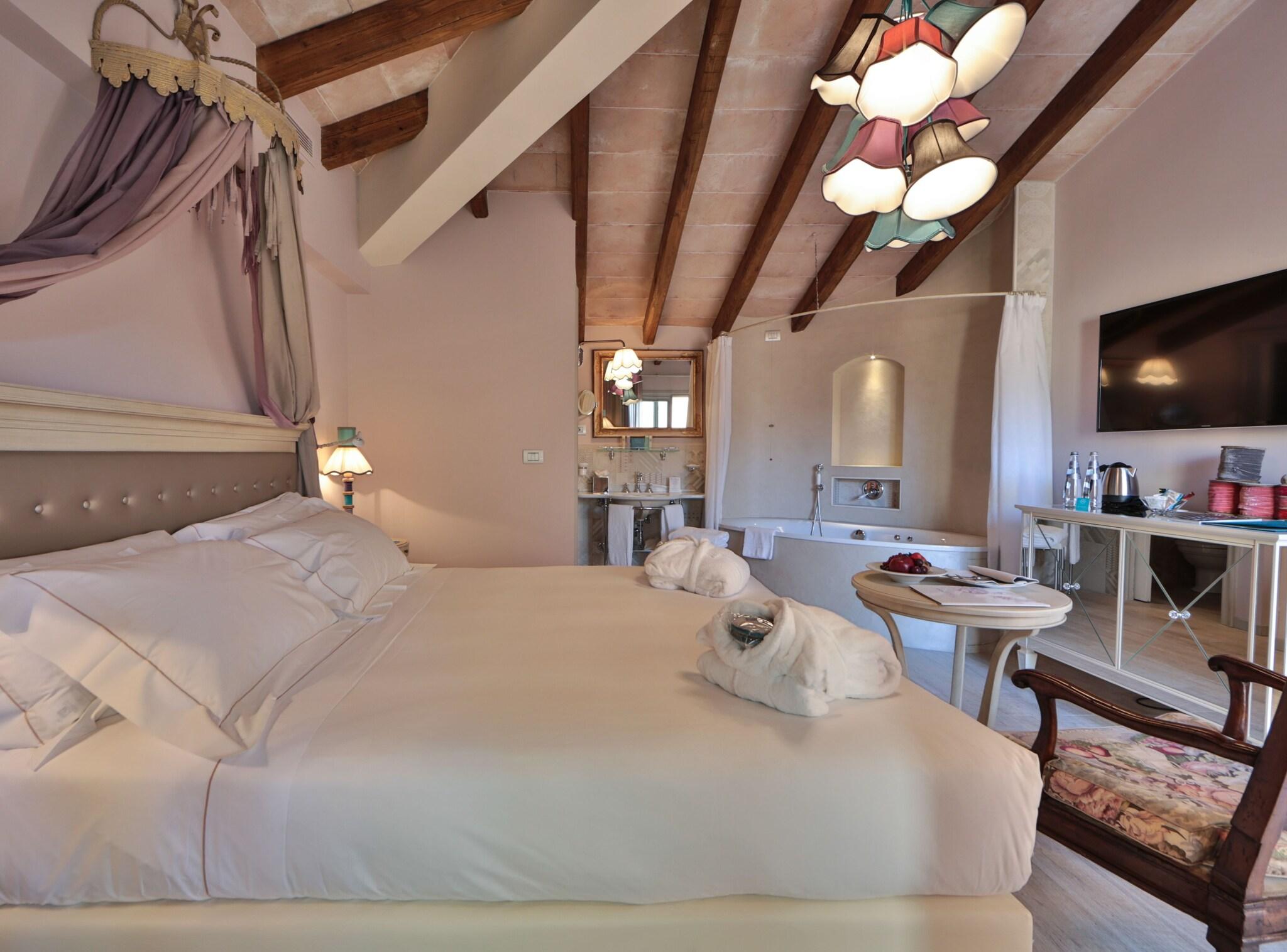 Double Queen Size Bed