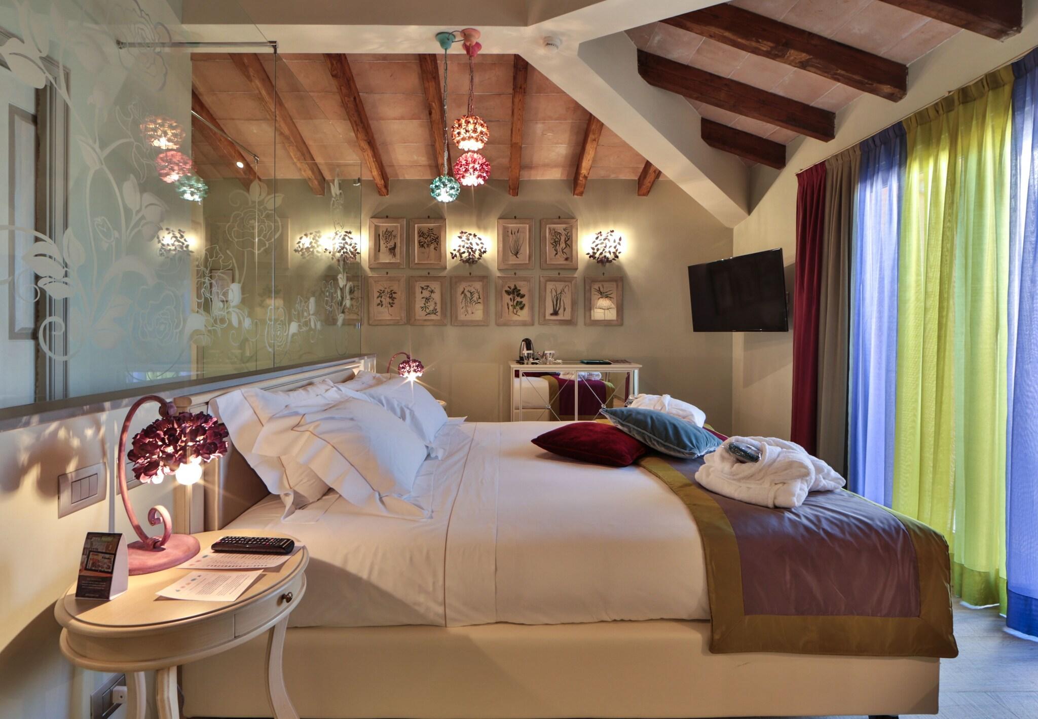 Double Queen Size Bed