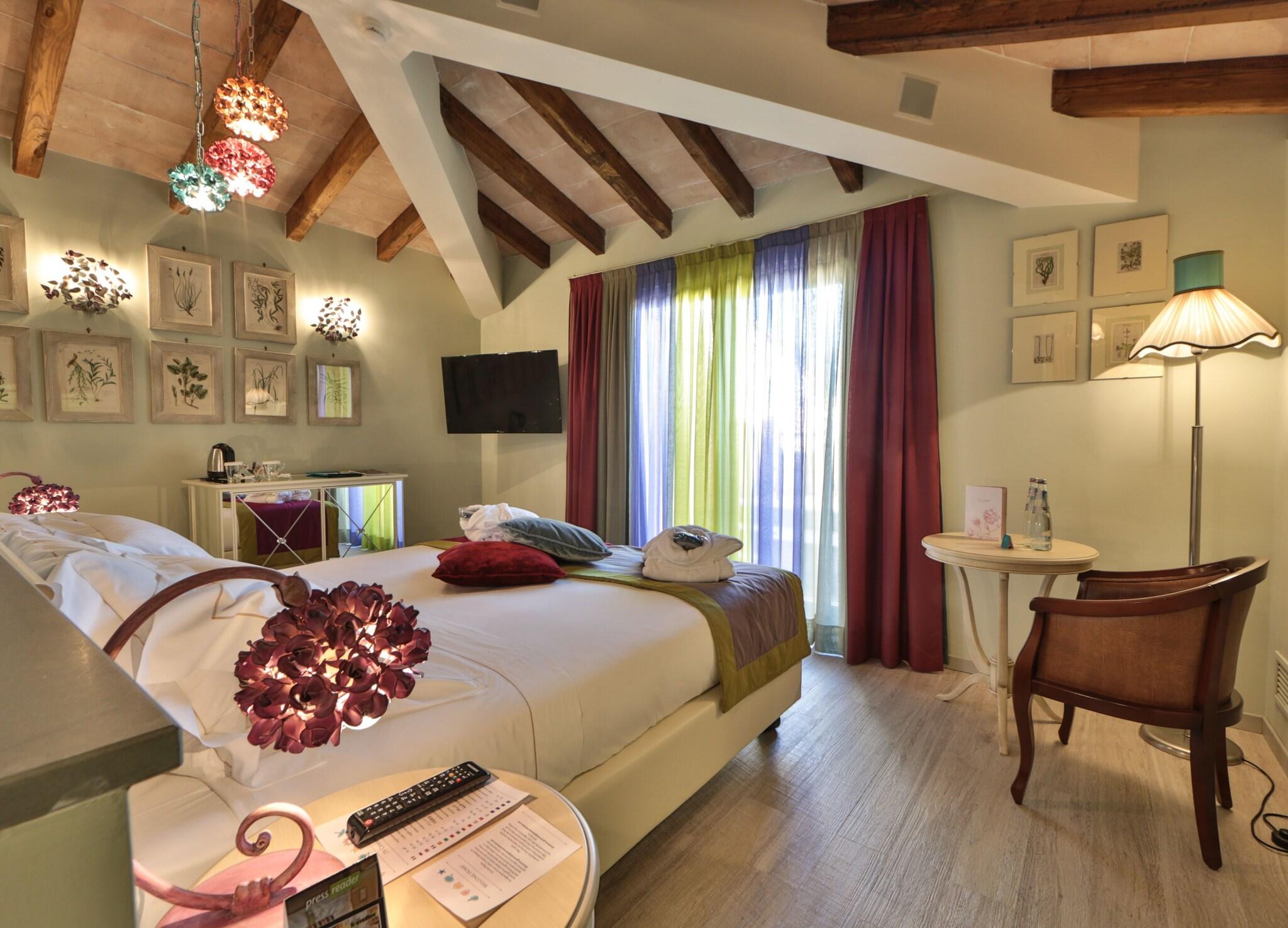 Double Queen Size Bed