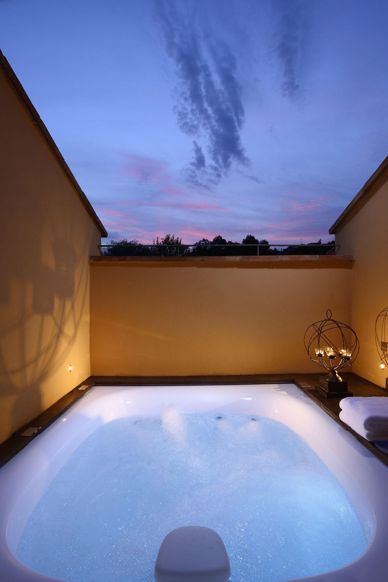 Double Queen Size Bed