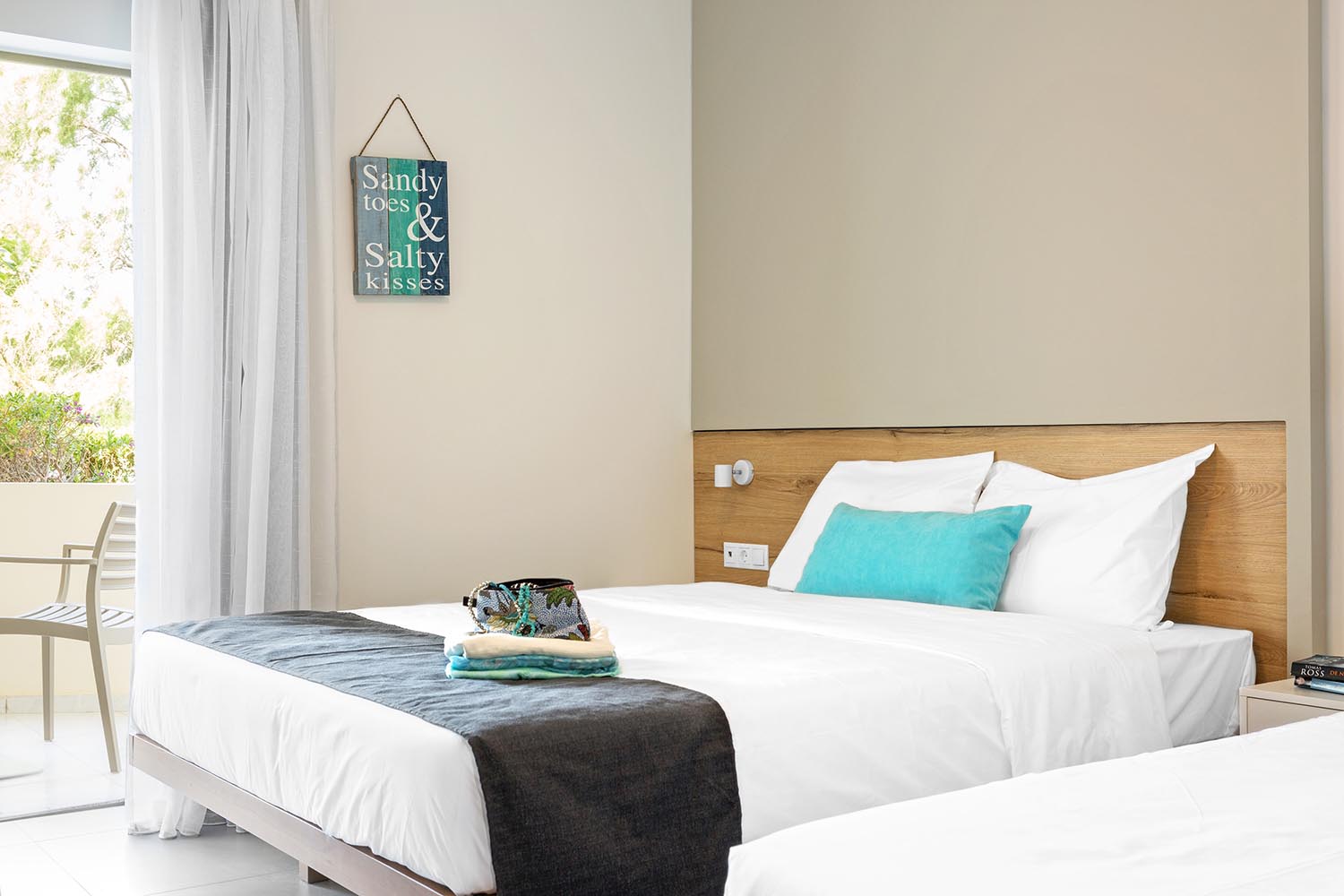 Double or Twin Superior Side Sea View