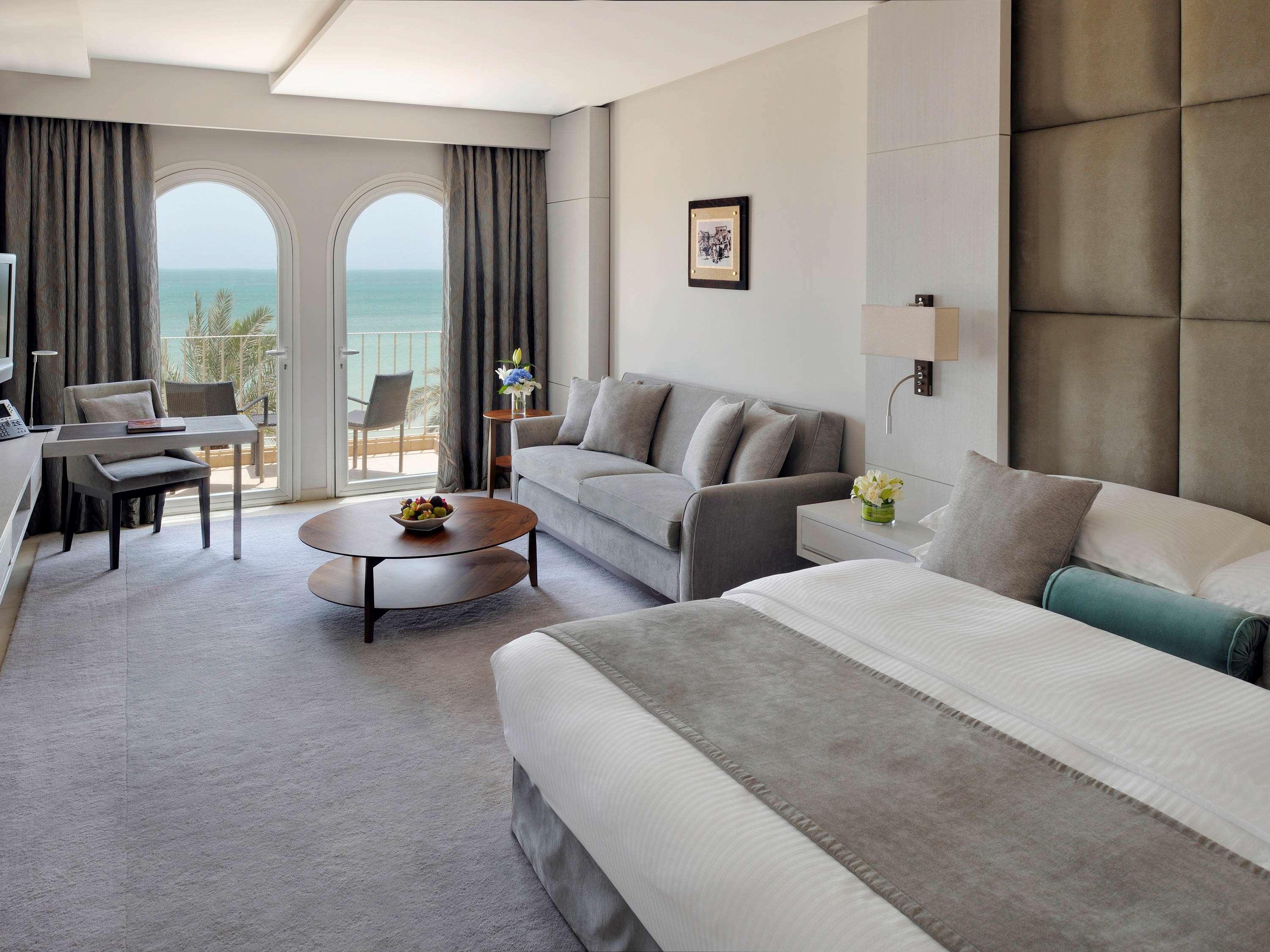 Double Deluxe King Bed