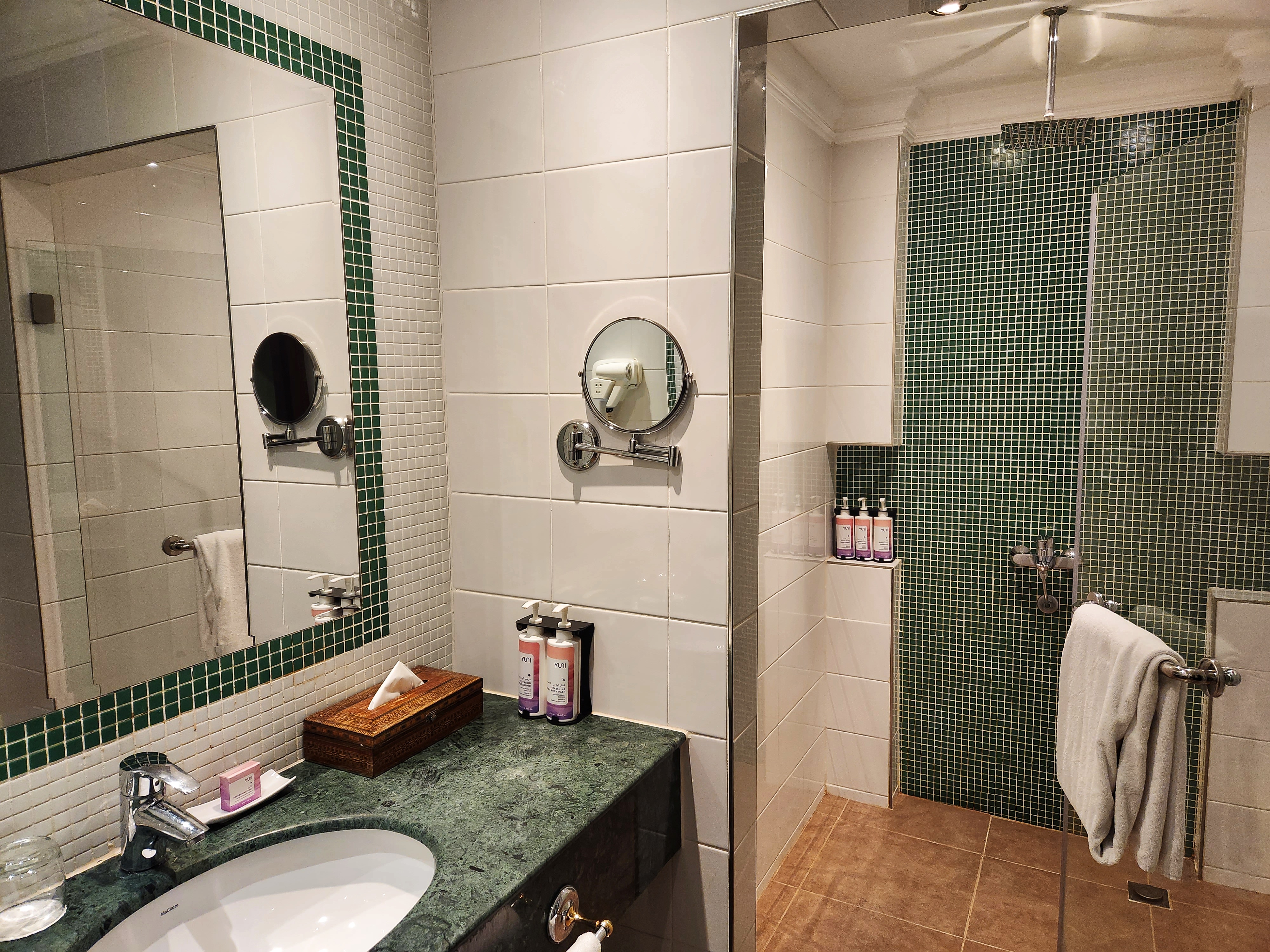 Room Superior King Bed