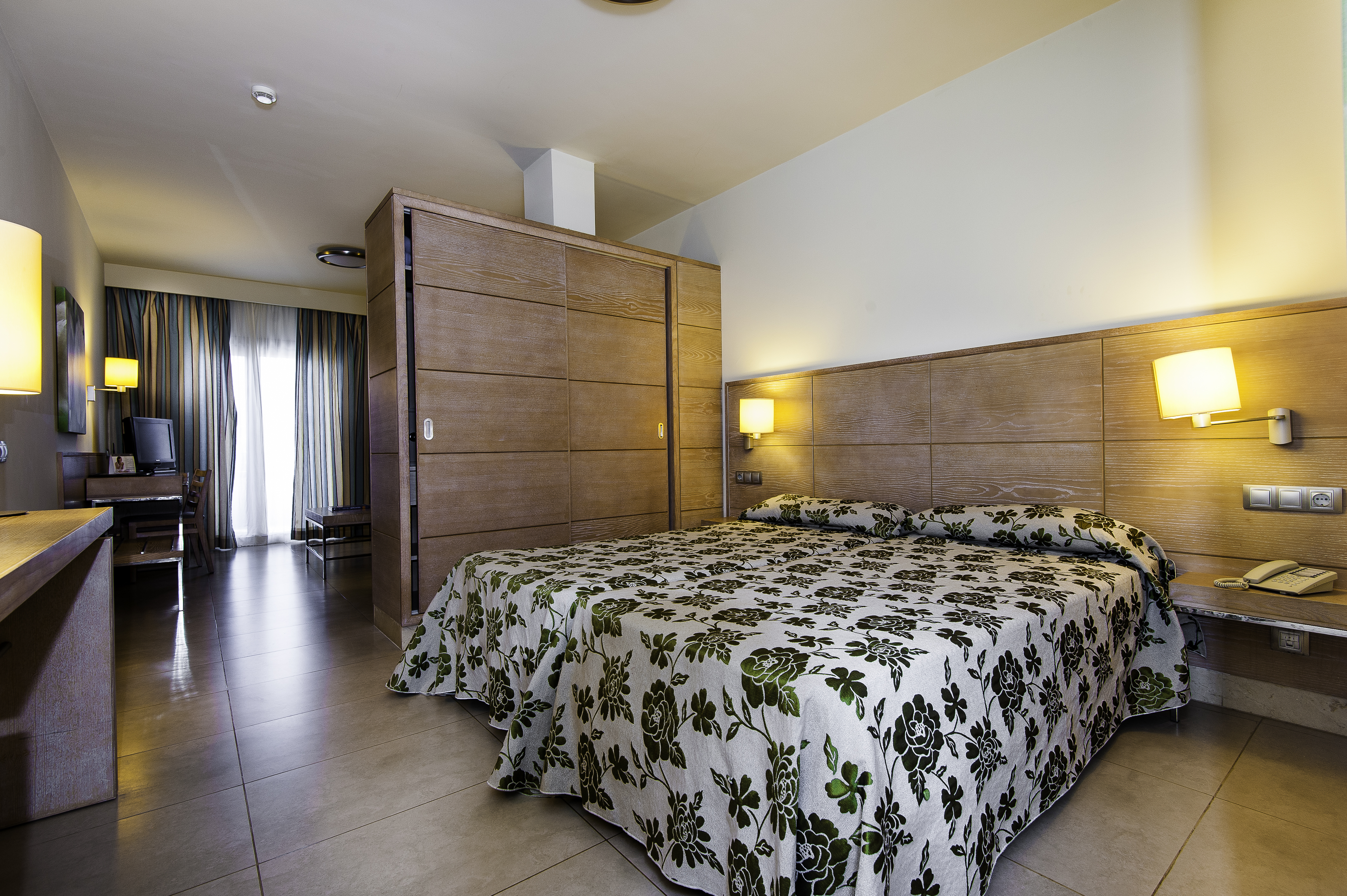 Junior Suite Mountain View