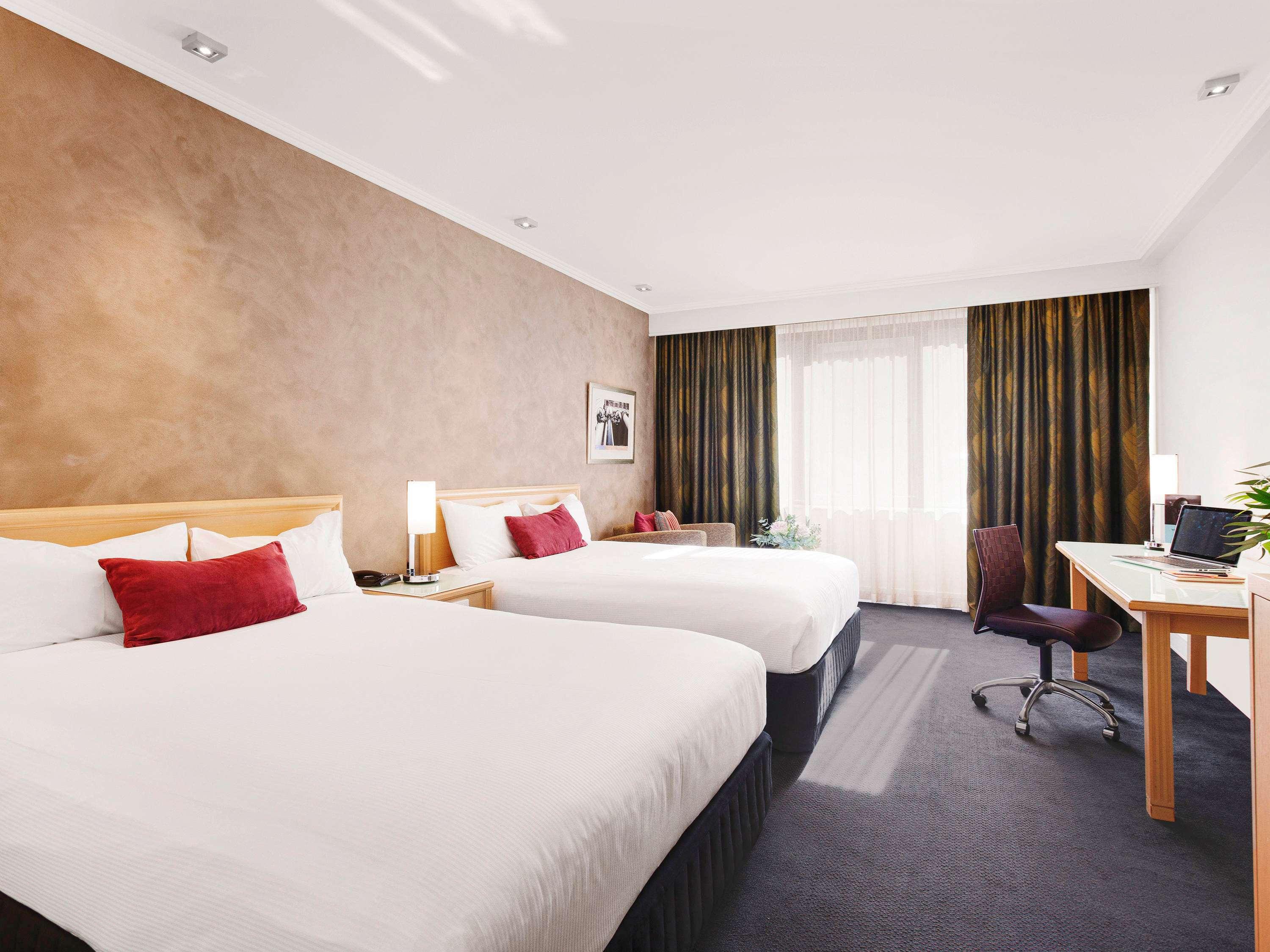 Double Two Queen Beds Premium