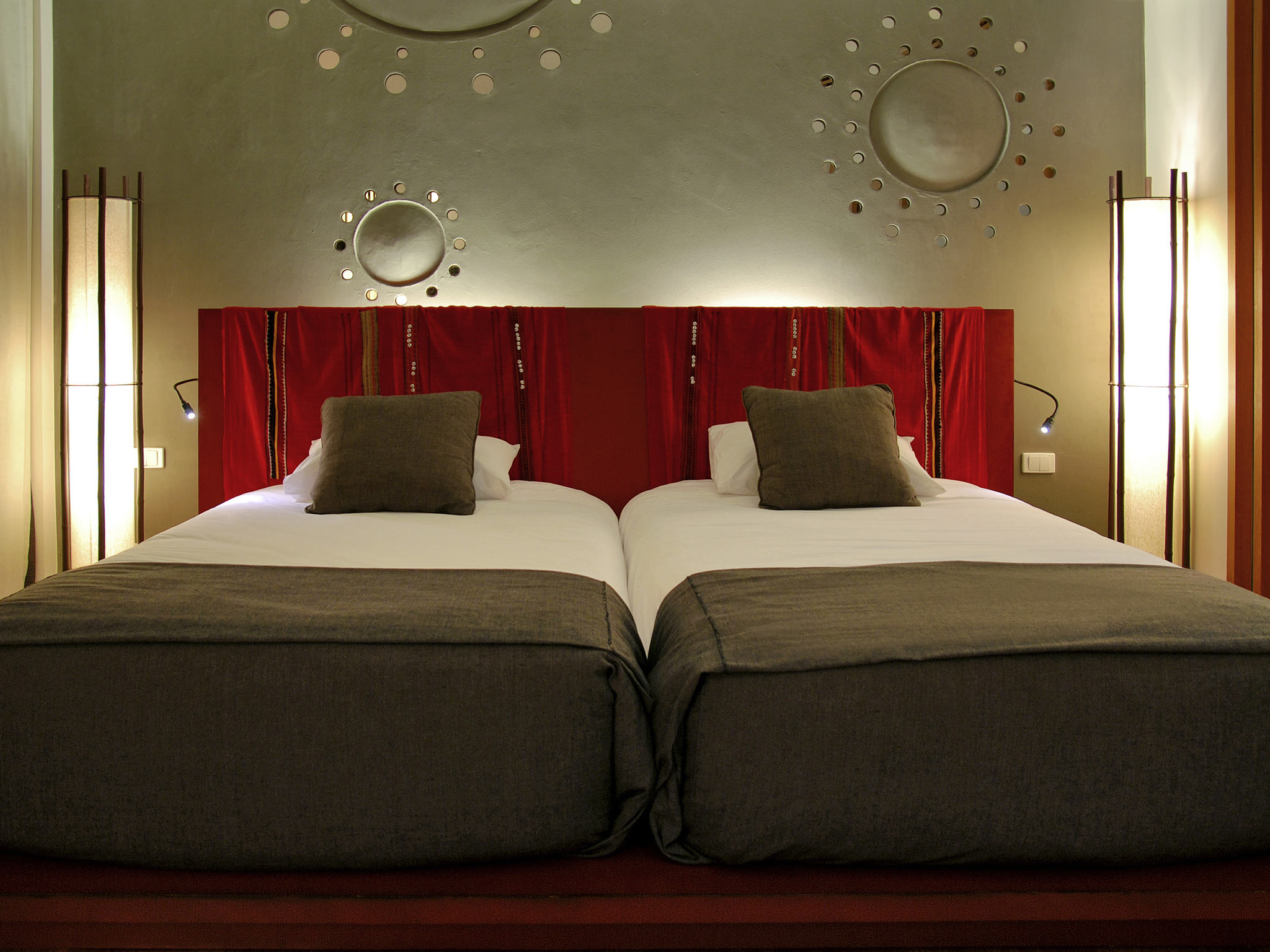 Twin Deluxe with Views